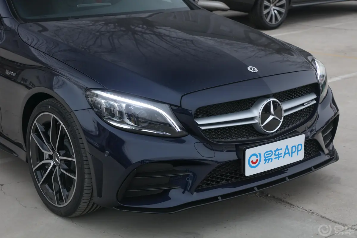 奔驰C级 AMGAMG C 43 4MATIC 轿跑车外观