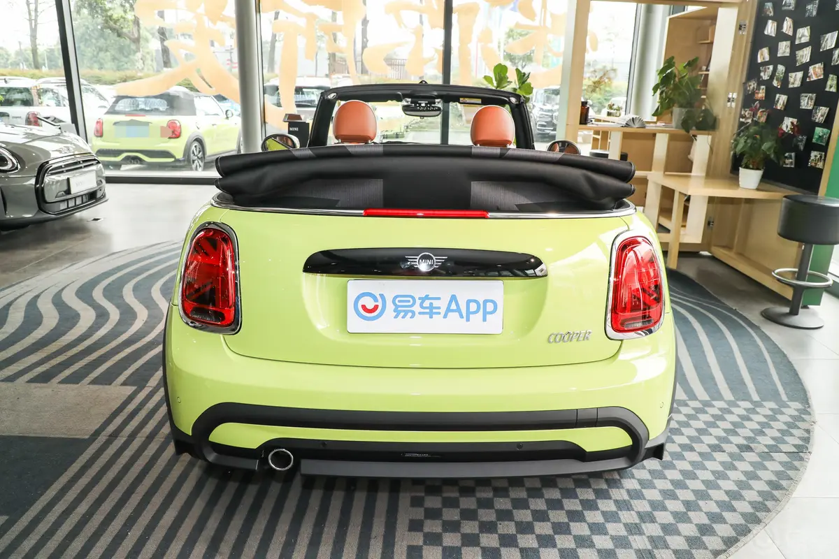 MINI CABRIO1.5T COOPER CABRIO The Coopers 纪念版外观