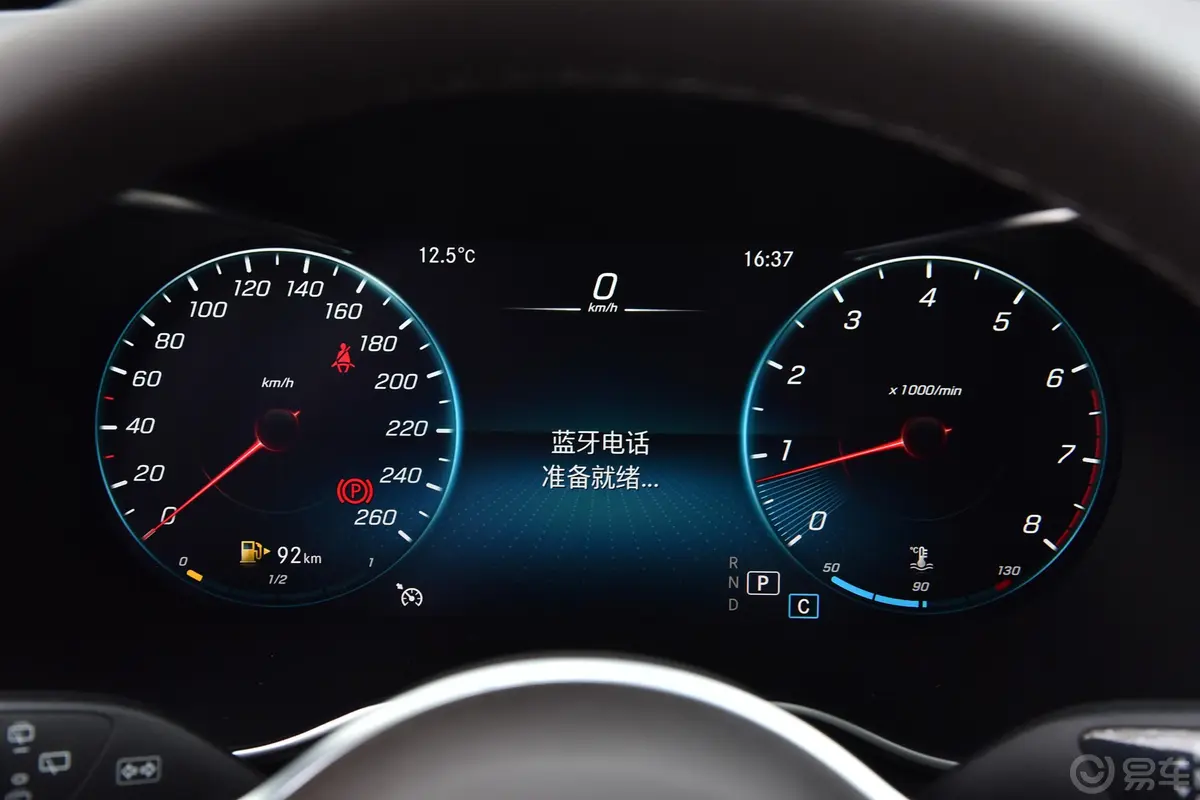 奔驰GLC改款三 GLC 260 L 4MATIC 动感型主驾驶位