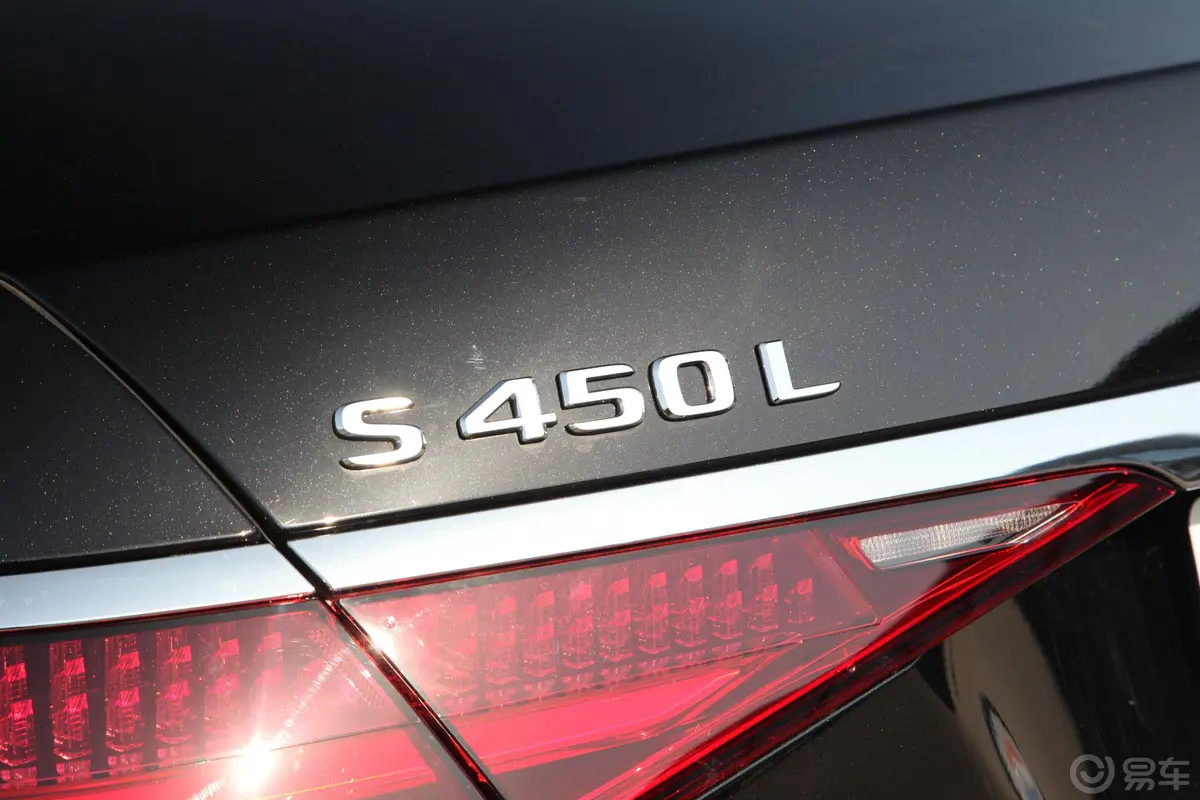 奔驰S级改款 S 450 L外观