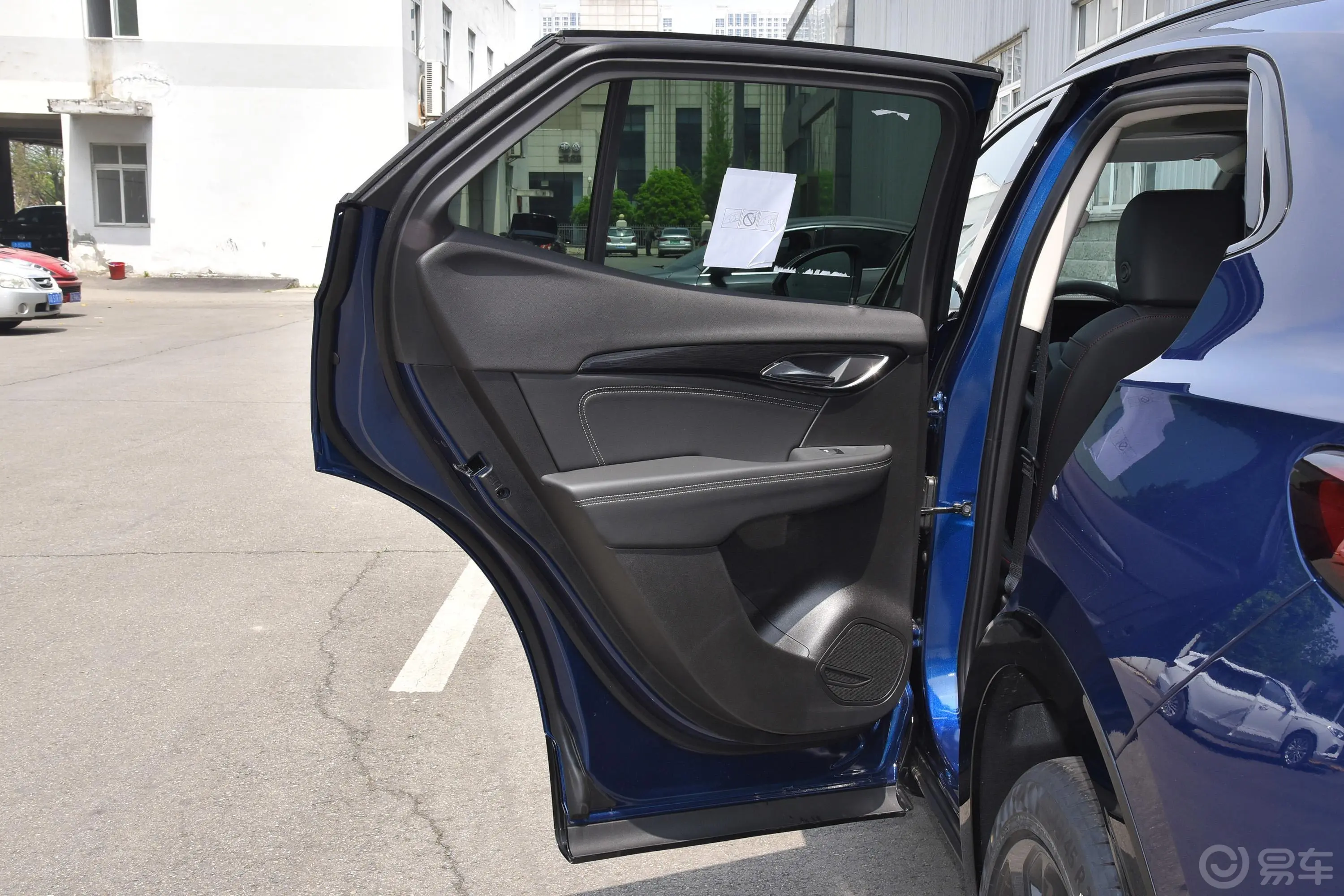 昂科威改款 昂科威S GS 两驱 智享运动型驾驶员侧后车门