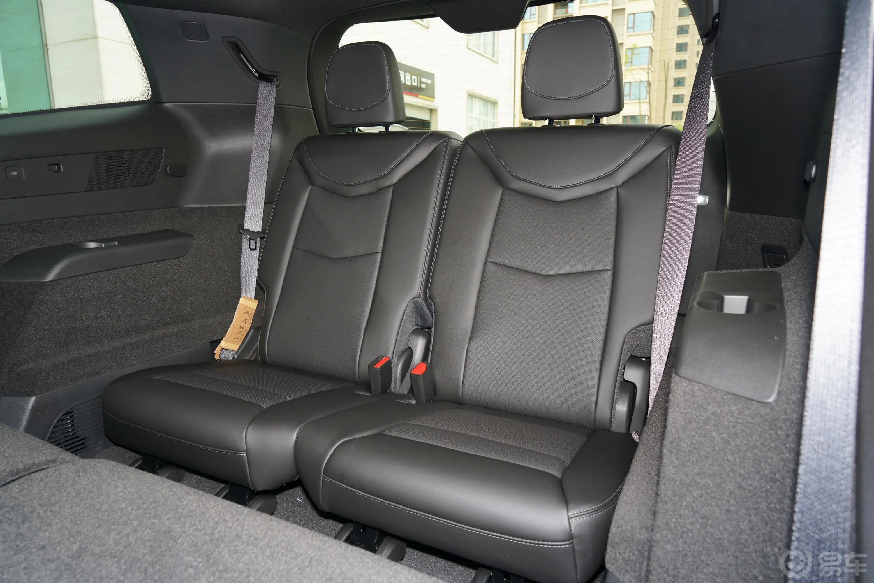 凯迪拉克XT6轻混 2.0T 四驱豪华型标准版 7座第三排座椅