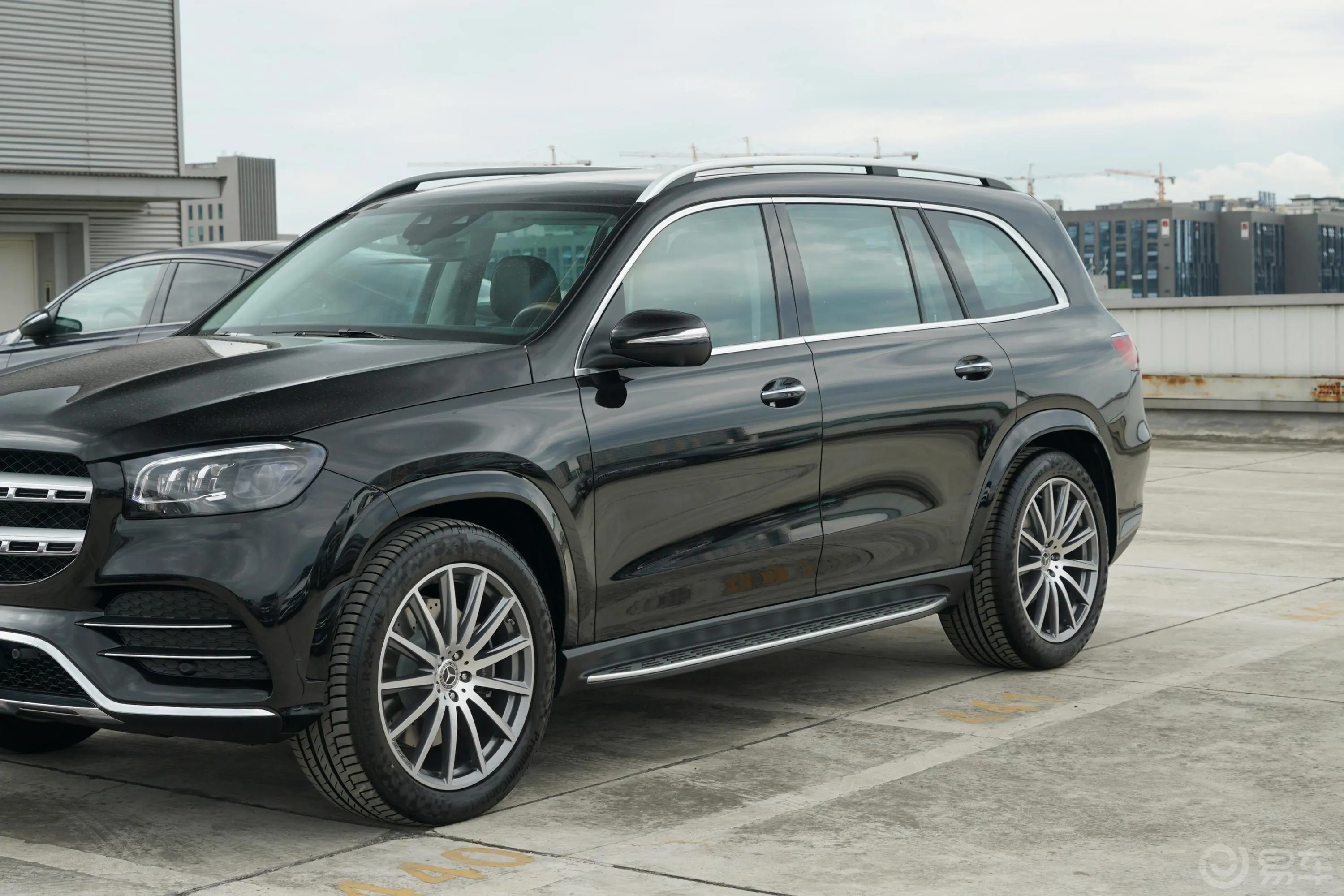 奔驰GLS改款 GLS 450 4MATIC 豪华型外观