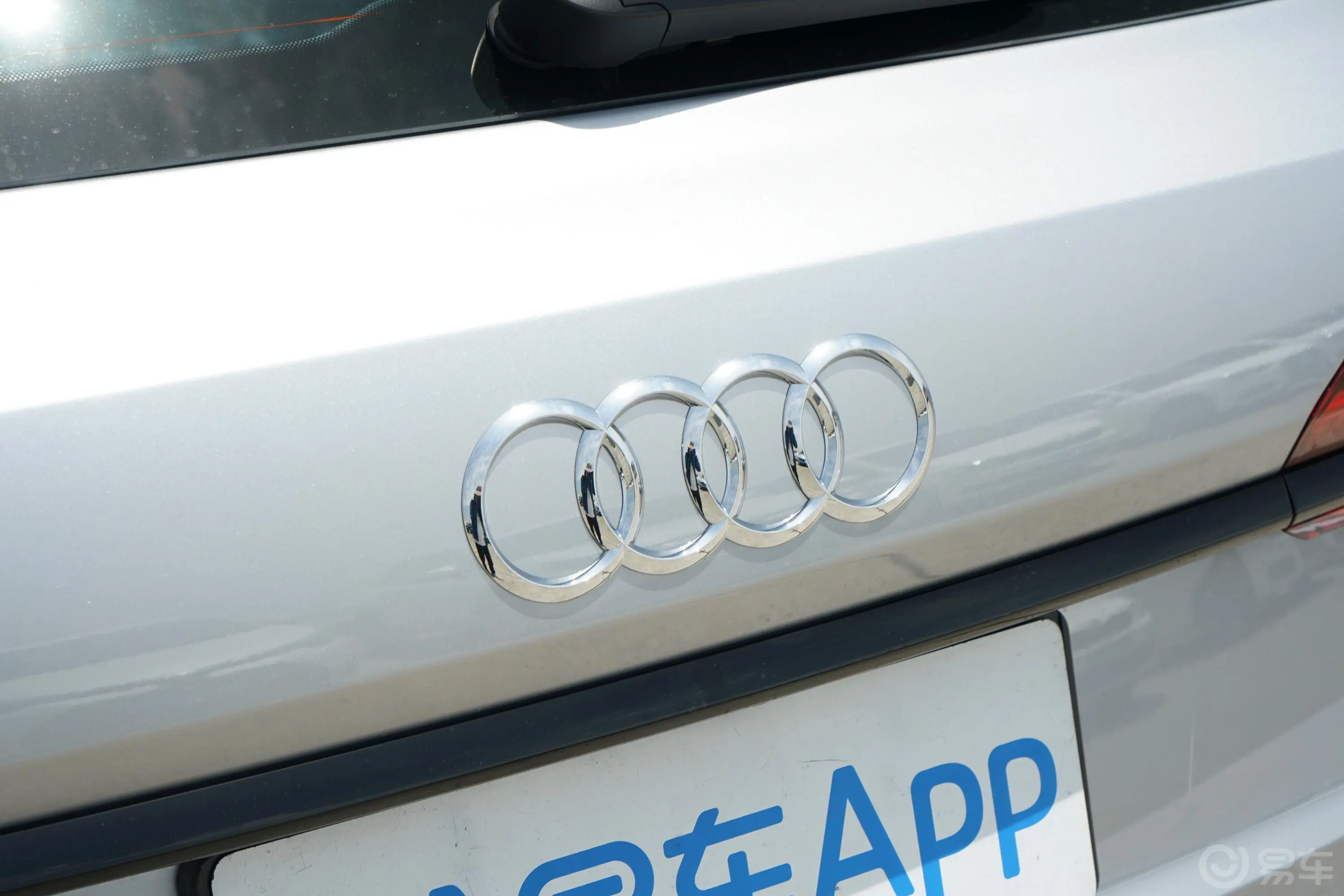 奥迪Q755 TFSI quattro S line运动型外观