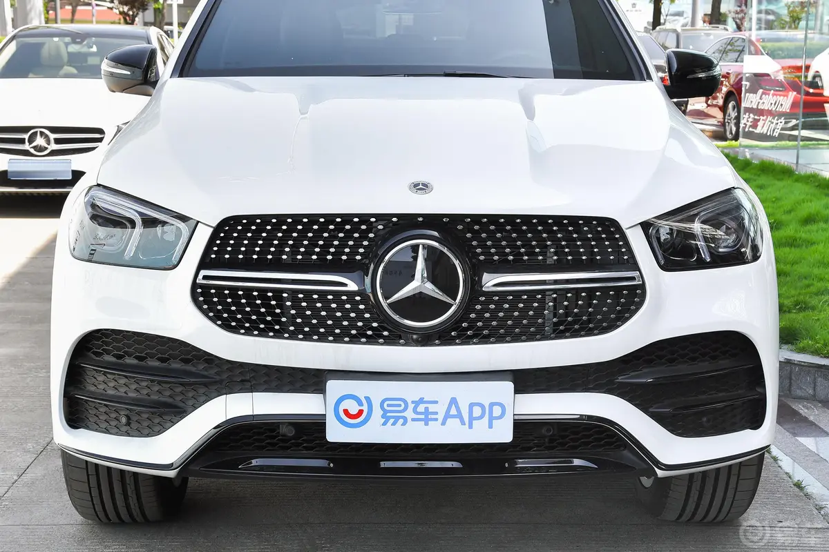 奔驰GLE轿跑改款 GLE 450 4MATIC 轿跑SUV 豪华型外观