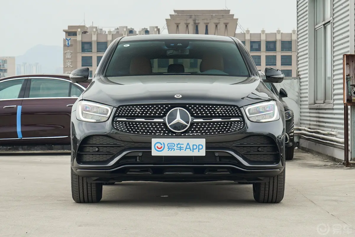 奔驰GLC轿跑改款 GLC 300 4MATIC 轿跑SUV外观