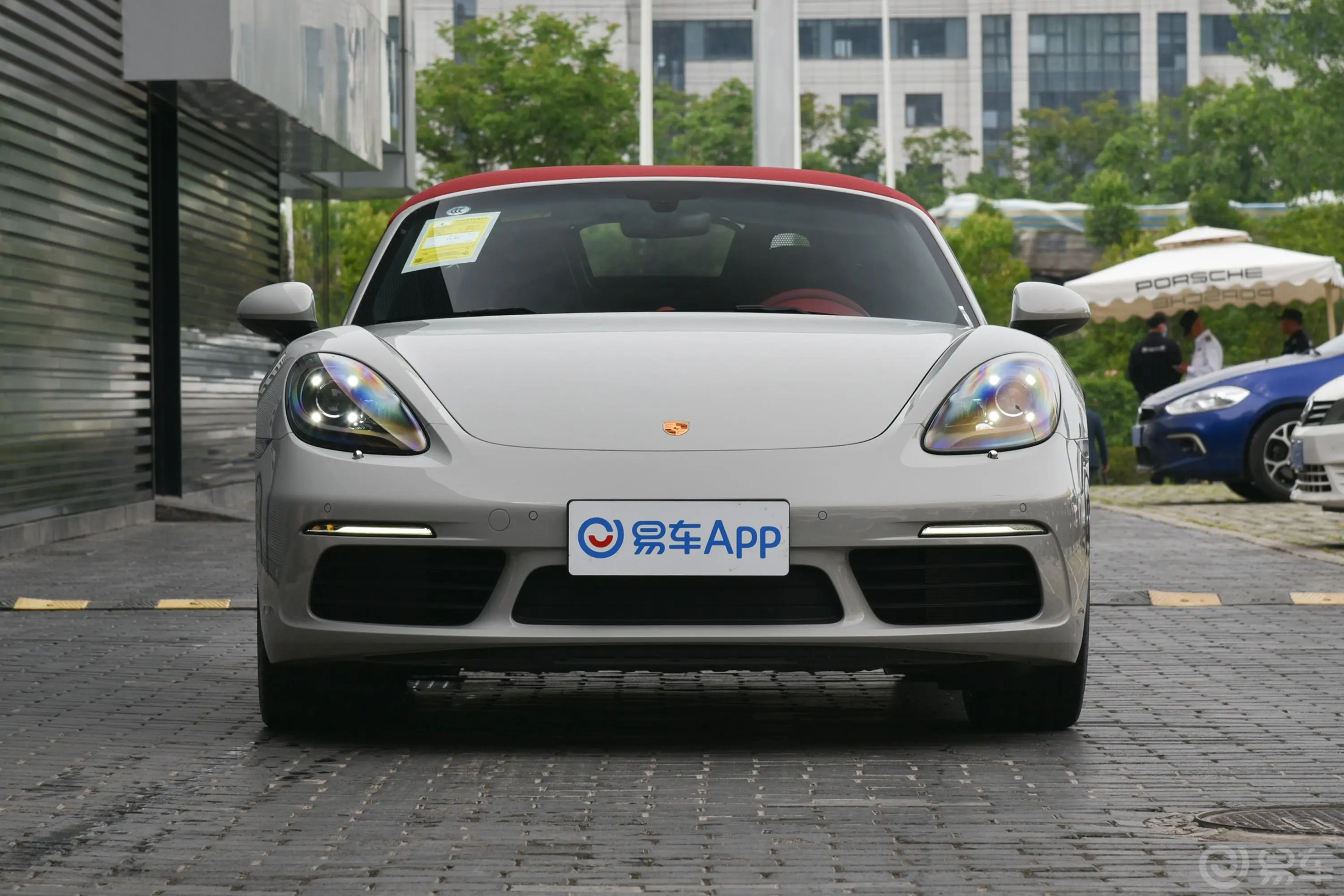 保时捷718Boxster S 2.5T正前水平