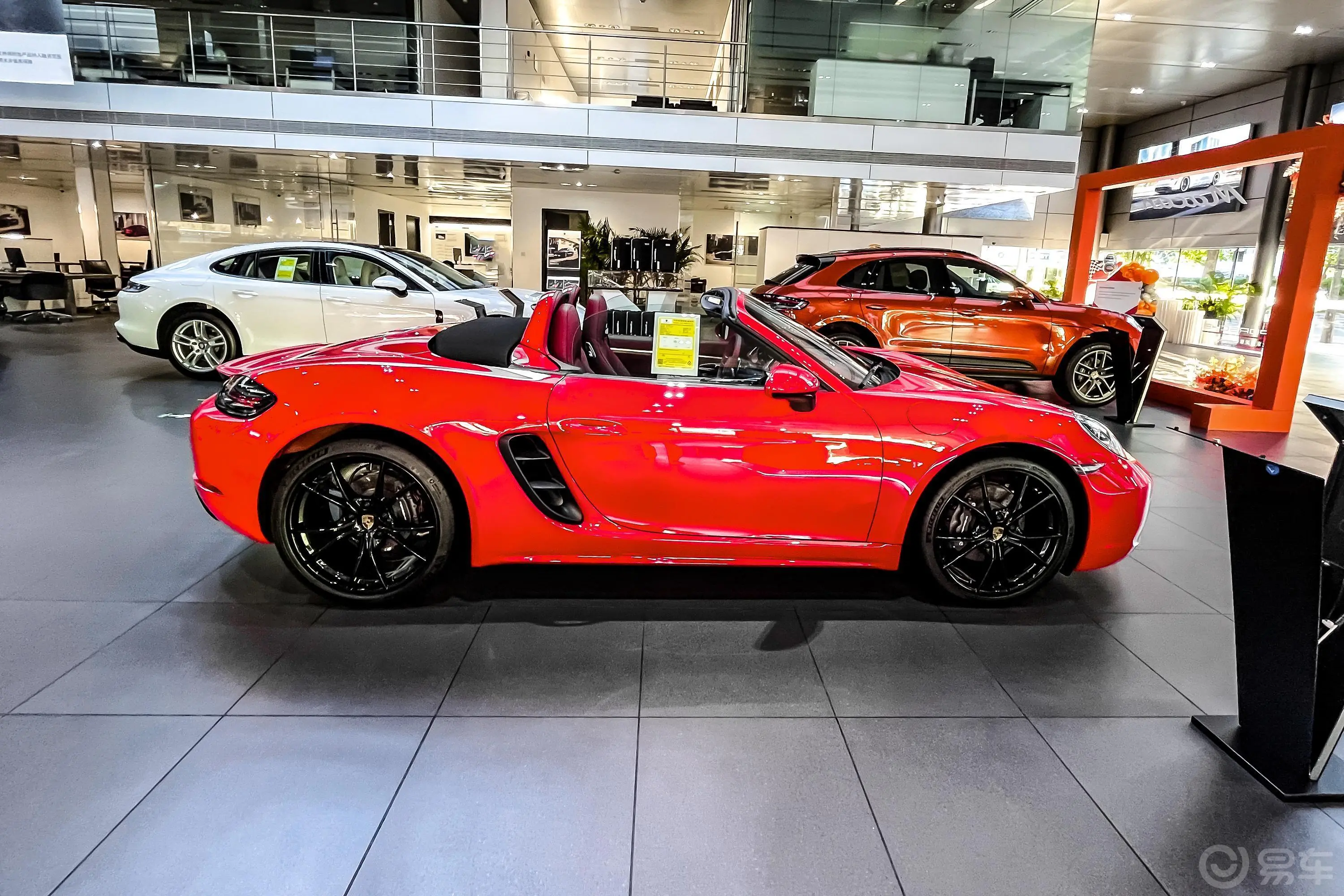 保时捷718Boxster 2.0T外观细节