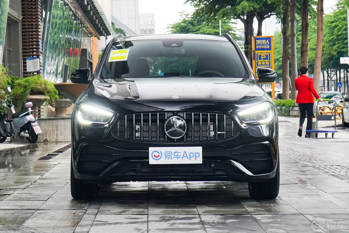 奔驰GLA AMGAMG GLA 35 4MATIC外观