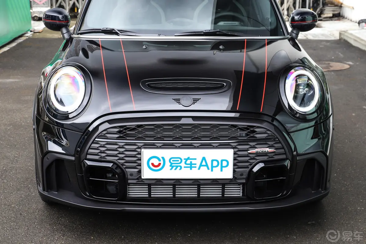 MINI2.0T COOPER S 黑标特别版 五门版外观