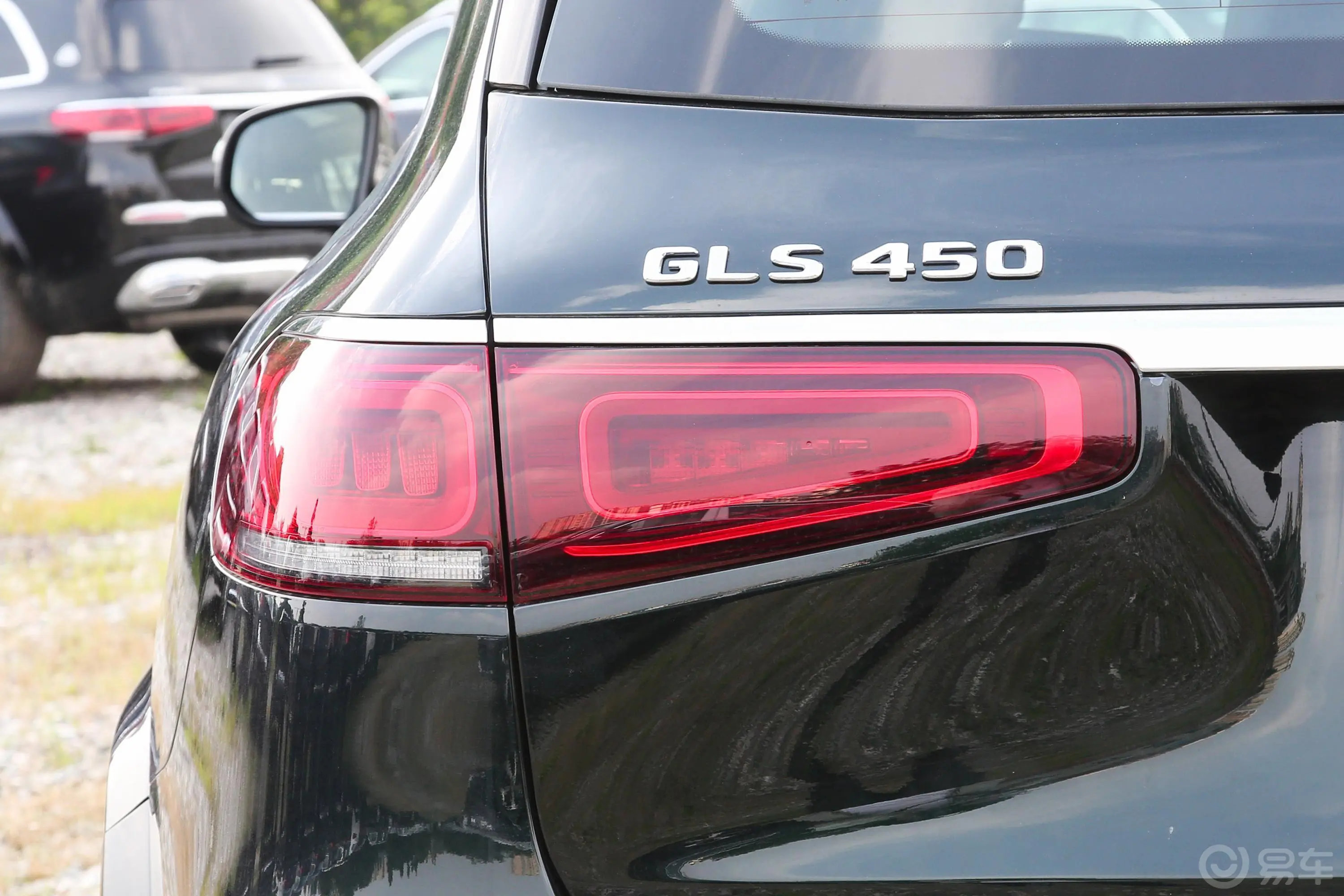 奔驰GLS改款 GLS 450 4MATIC 时尚型外观