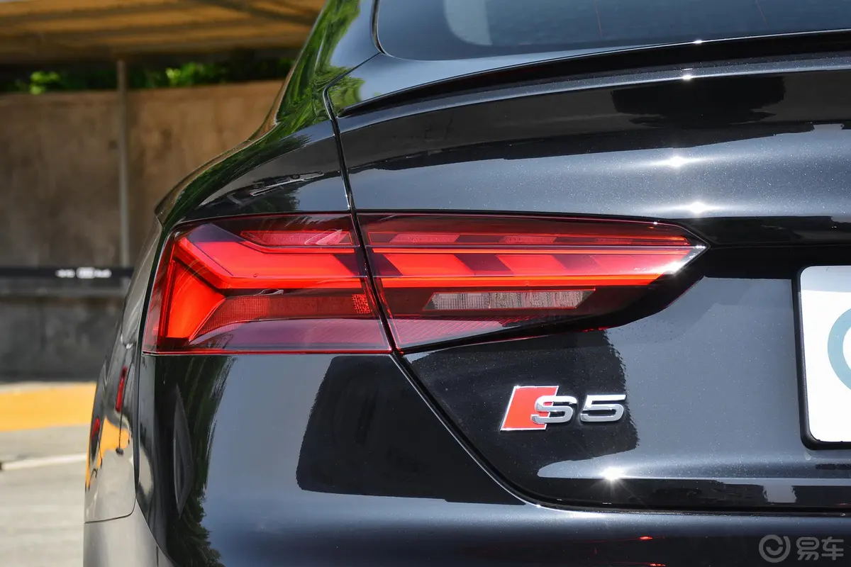 奥迪S53.0T Sportback外观