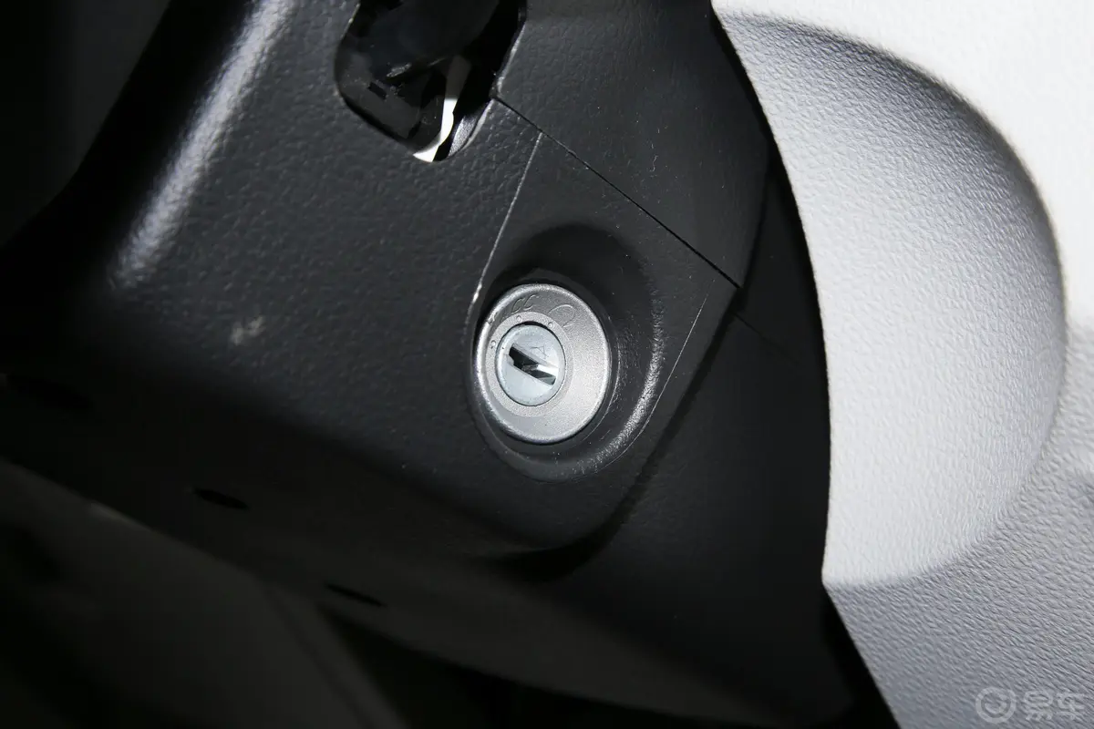 新海狮EV标准型钥匙孔或一键启动按键