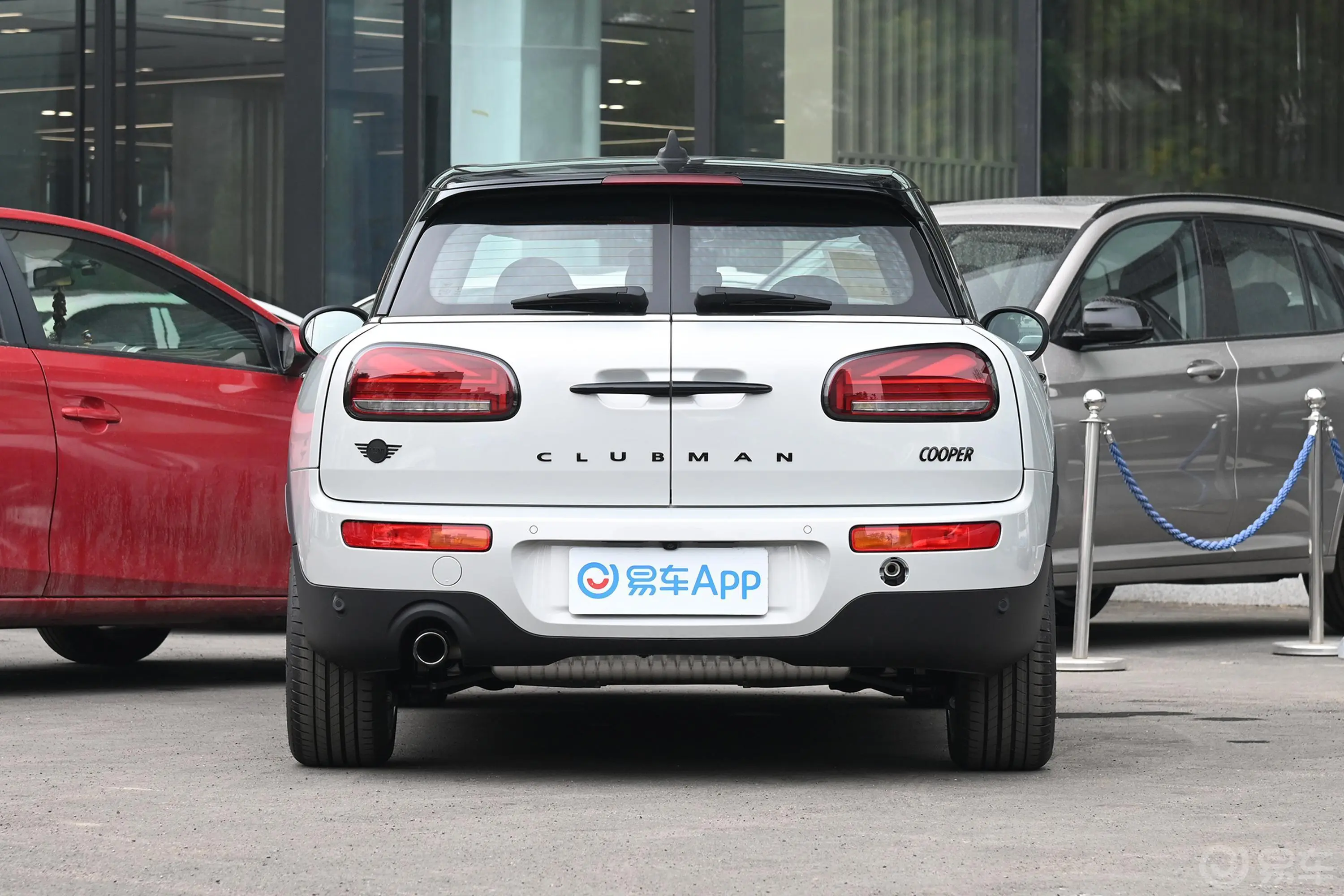 MINI CLUBMAN1.5T COOPER 鉴赏家正后水平