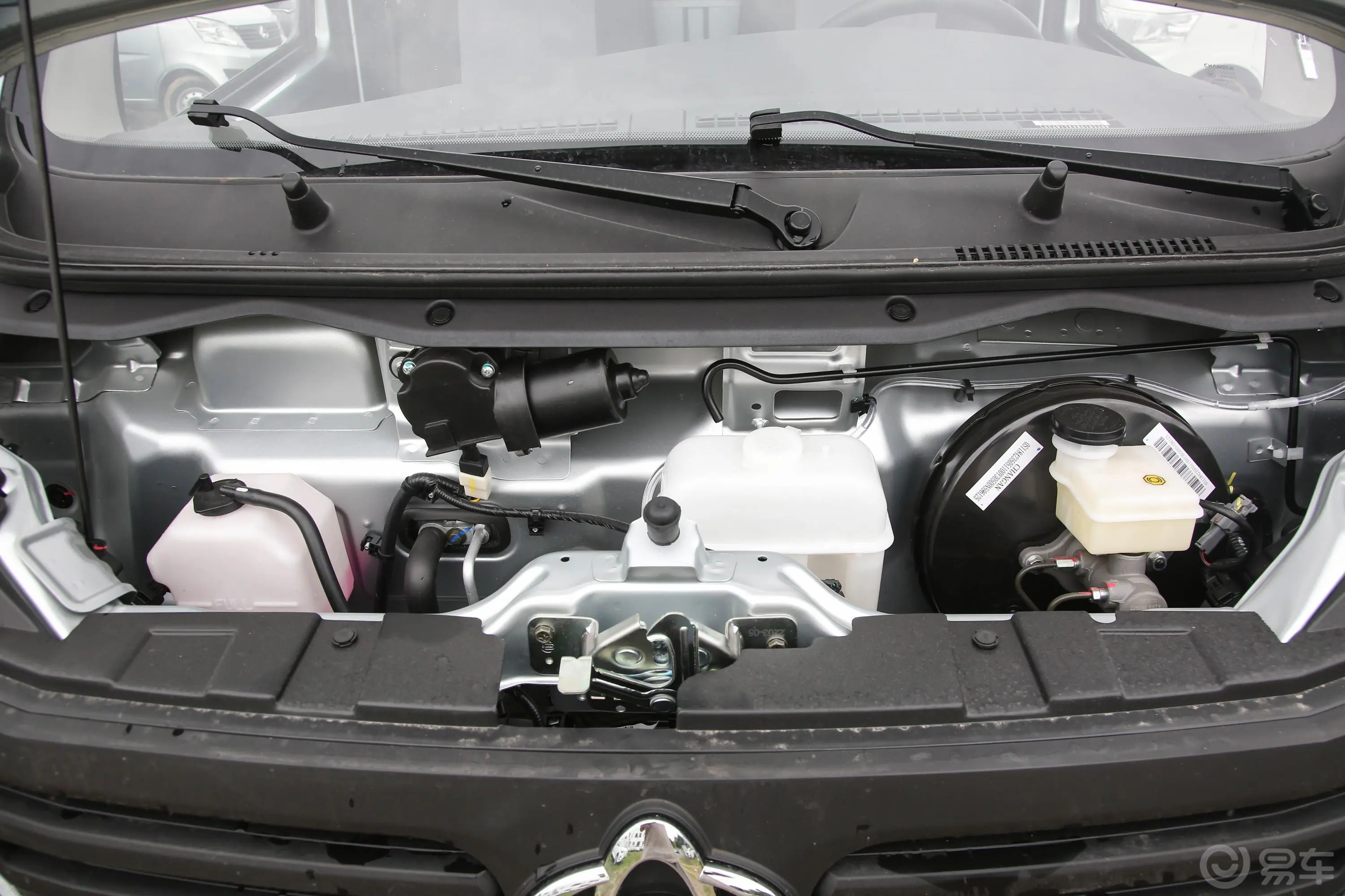 长安星卡M系列1.5L 单排2.75米标准车基本型发动机特写