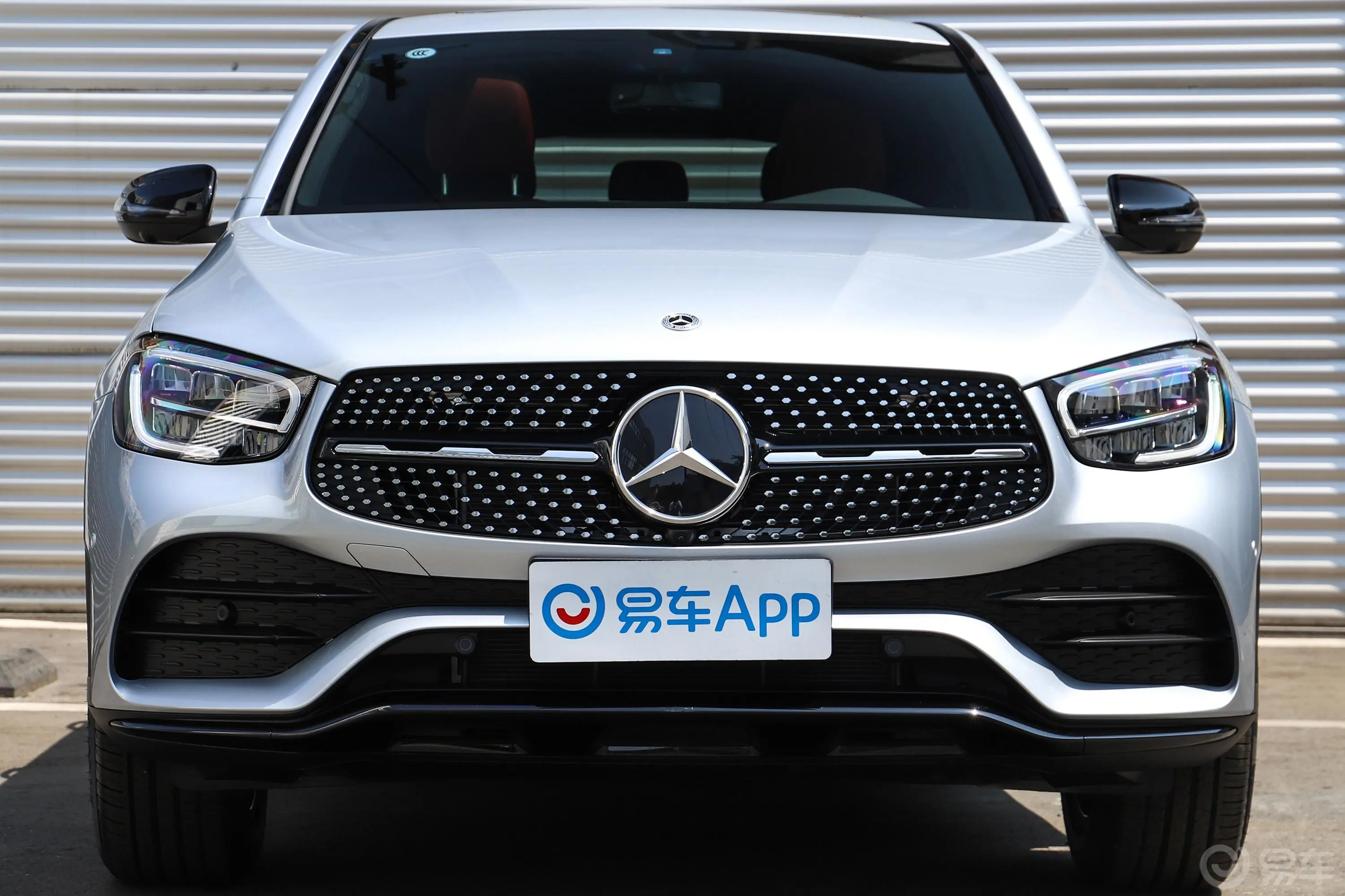 奔驰GLC轿跑改款 GLC 260 4MATIC 轿跑SUV外观