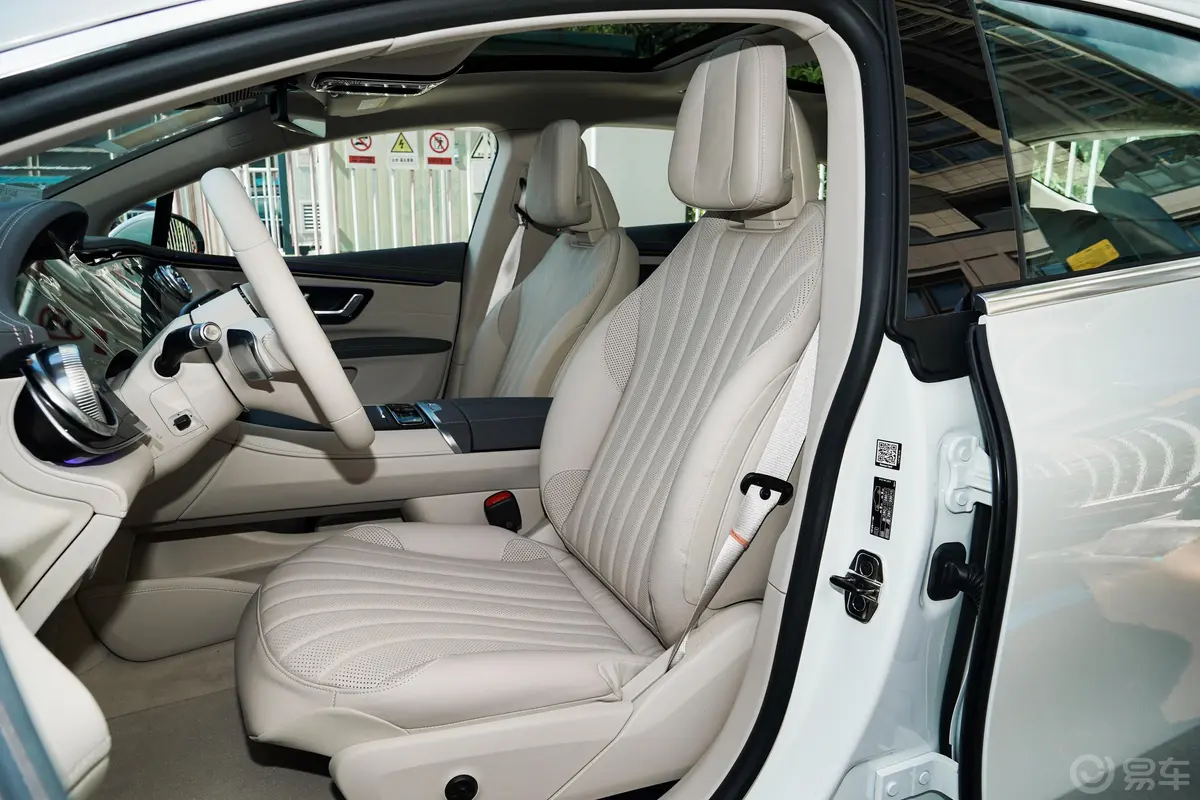奔驰EQS改款 450+ 先锋版驾驶员座椅
