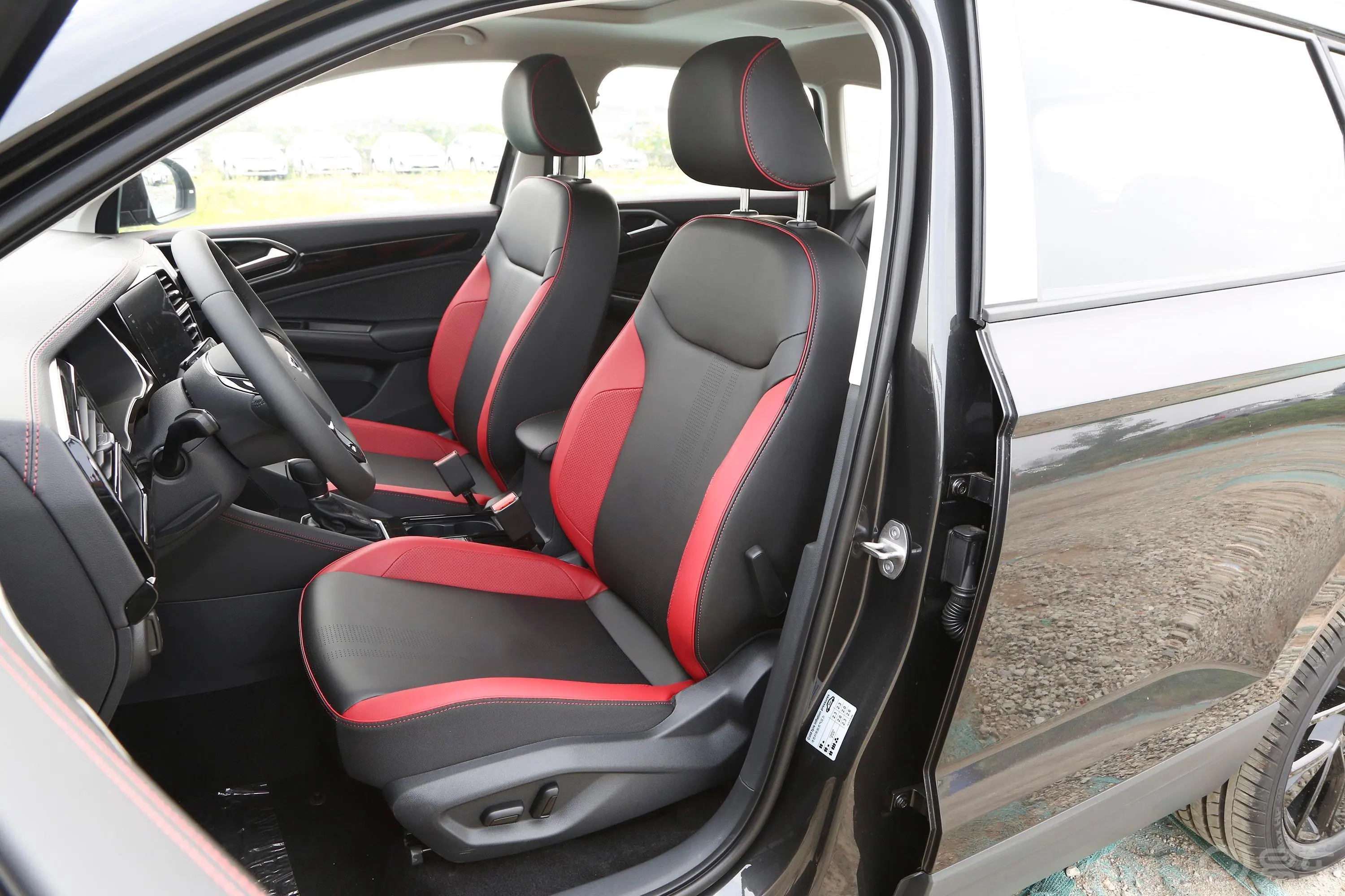 捷达VS5280TSI 自动高光荣耀版驾驶员座椅