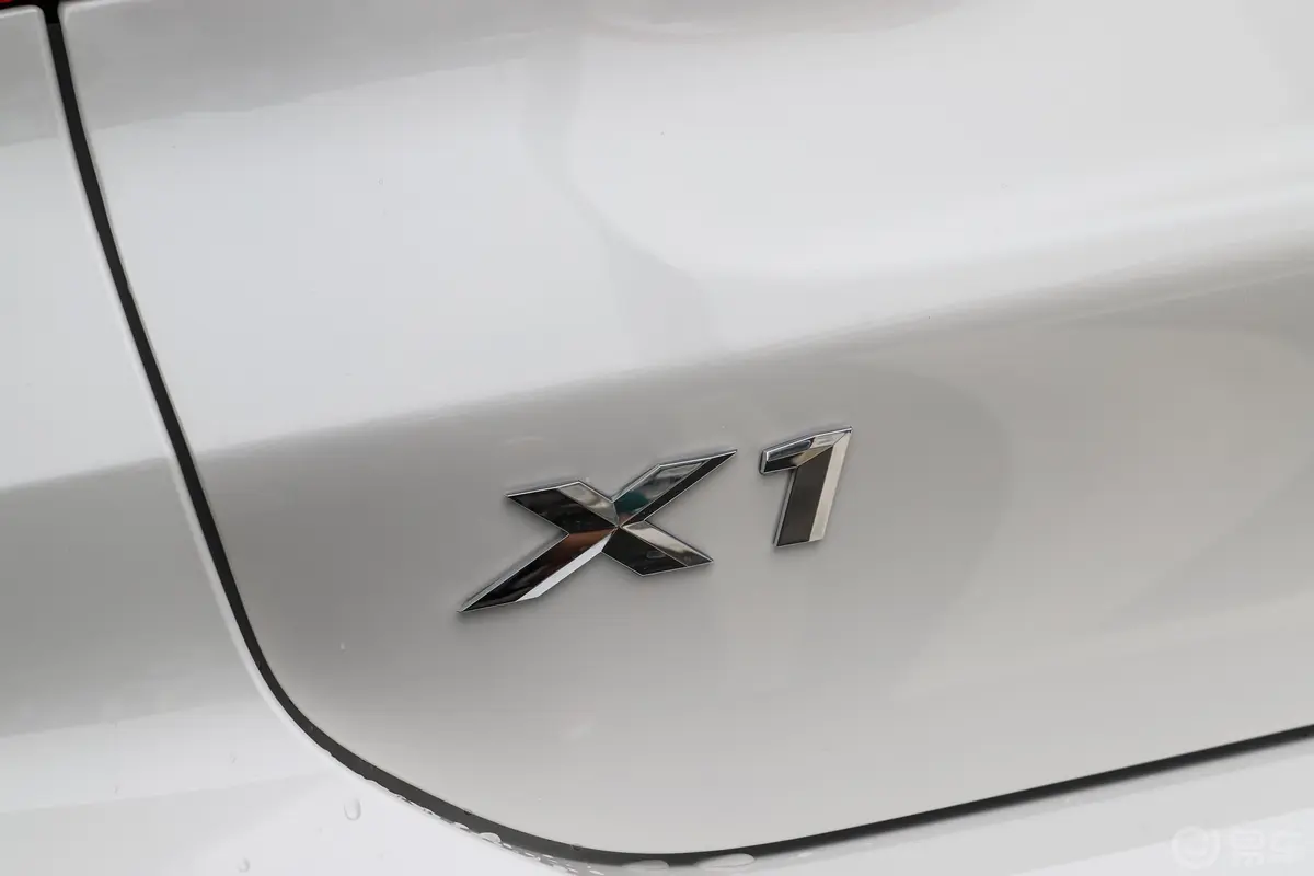 宝马X1改款 xDrive25Li 尊享型外观细节