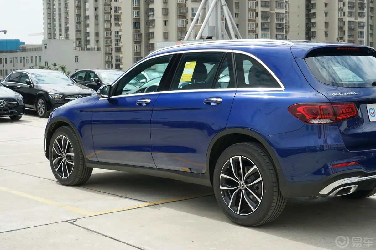 奔驰GLC改款二 GLC 260 L 4MATIC 豪华型外观细节