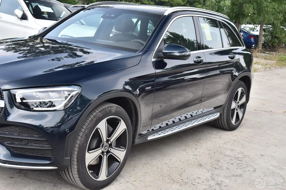 奔驰GLC改款 GLC 300 L 4MATIC 动感型臻藏版外观细节