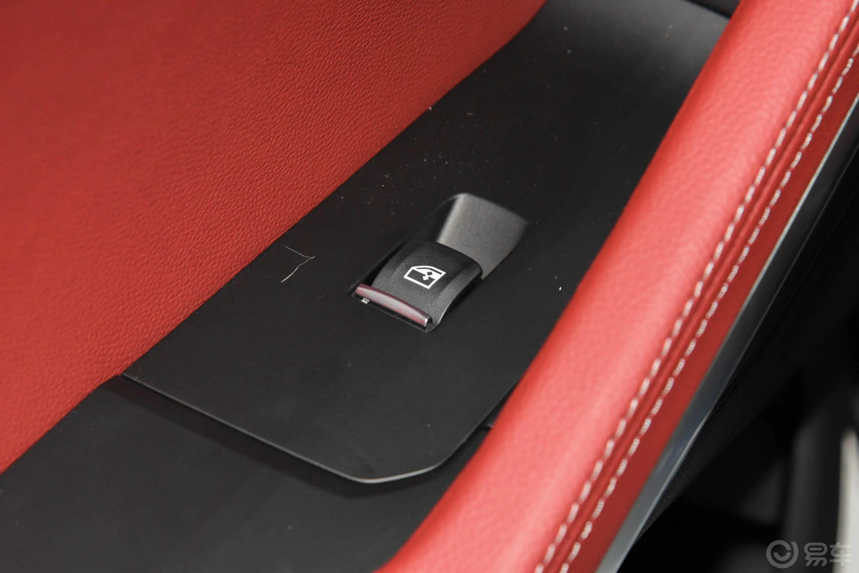 宝马X6改款 xDrive30i M运动套装空间
