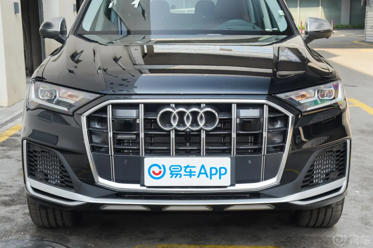 奥迪Q755 TFSI quattro S line尊贵型外观细节