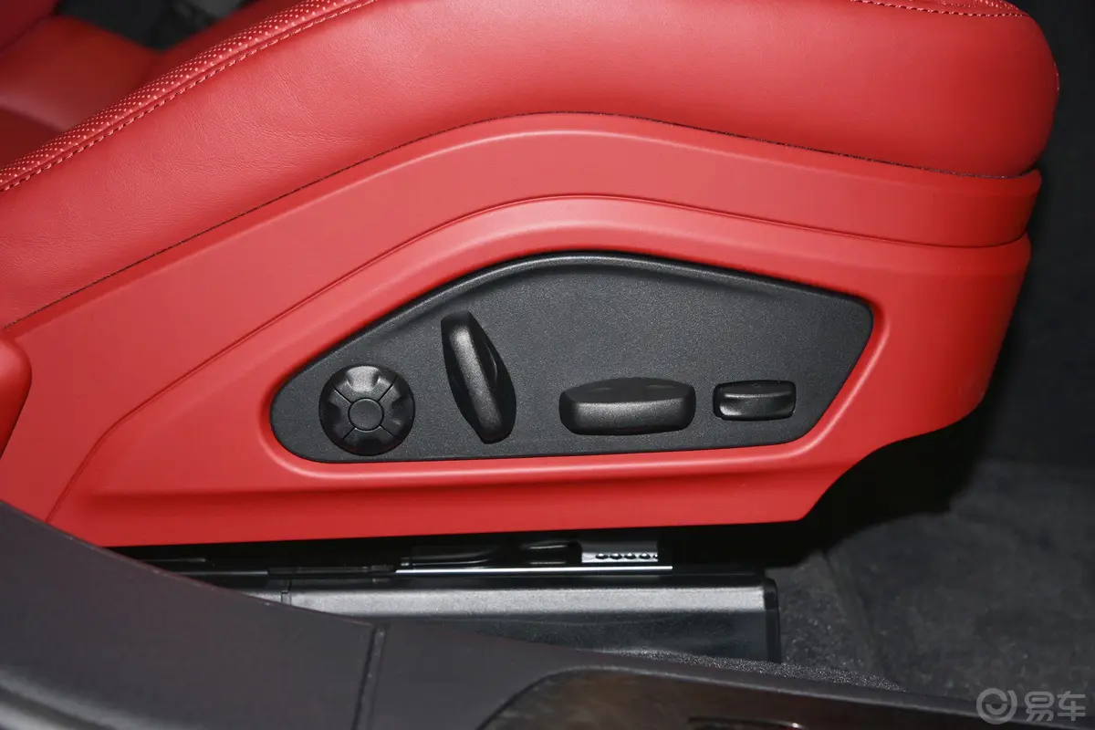 PanameraPanamera GTS 4.0T副驾座椅调节