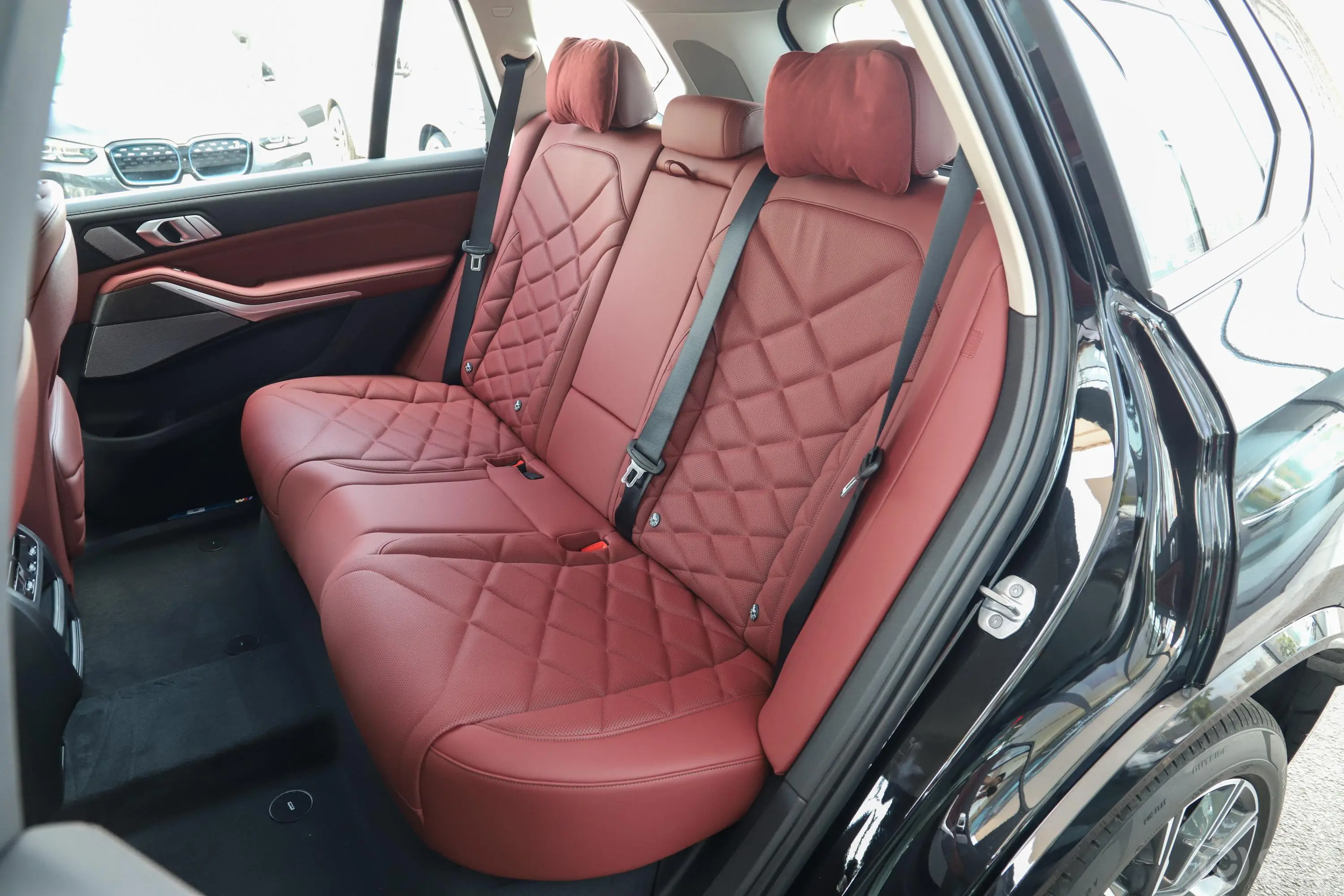 宝马X5改款 xDrive30Li 尊享型M运动套装后排座椅