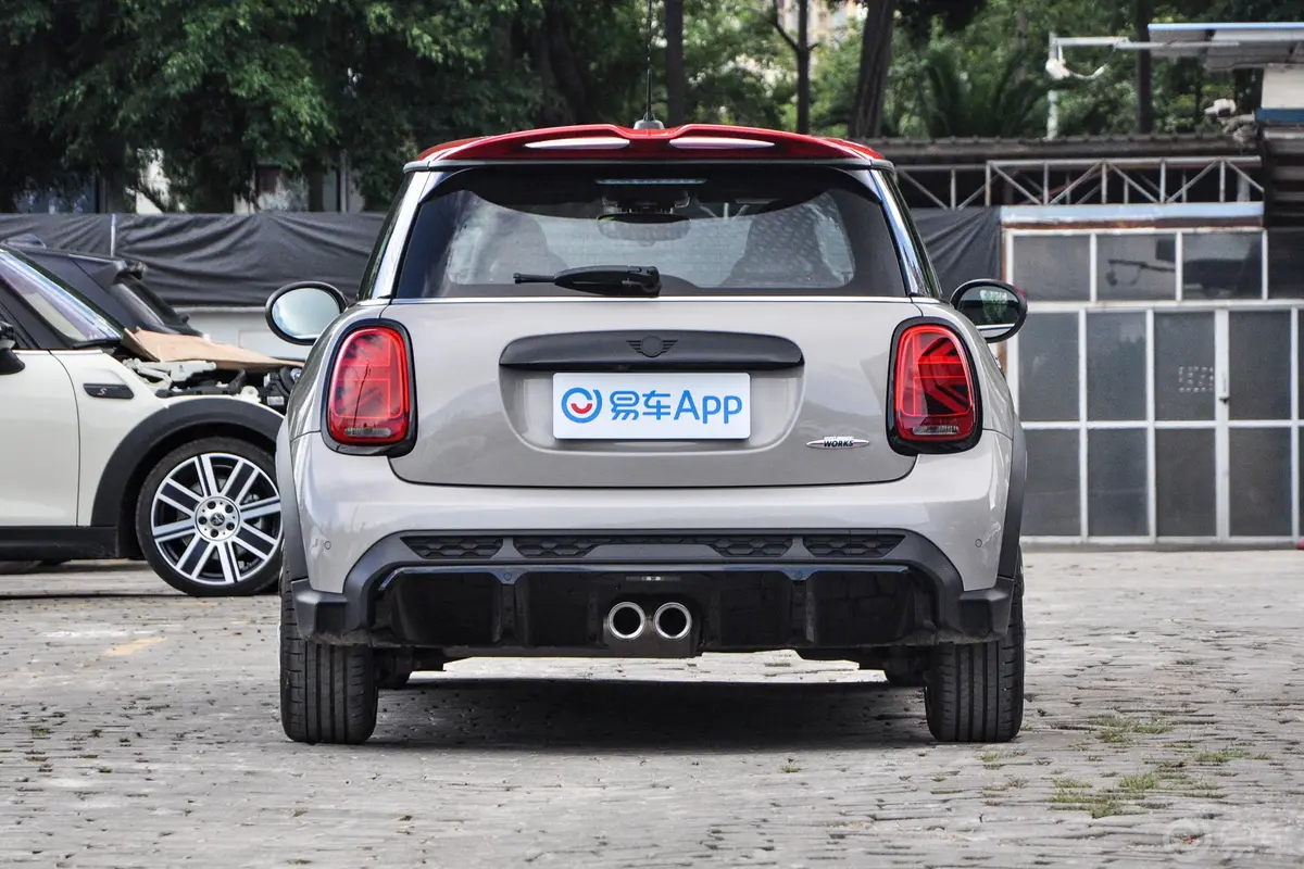 MINI JCW2.0T JOHN COOPER WORKS ALL-IN正后水平