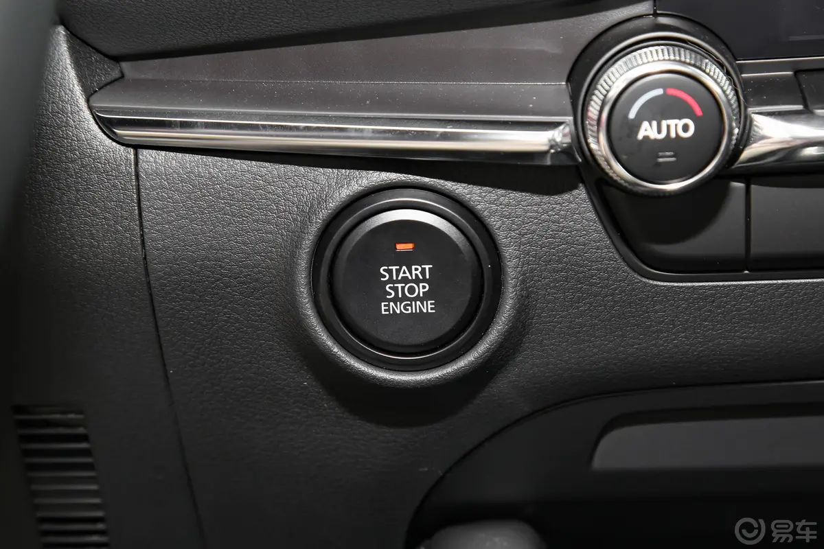 马自达3 昂克赛拉2.0L 自动质耀版钥匙孔或一键启动按键