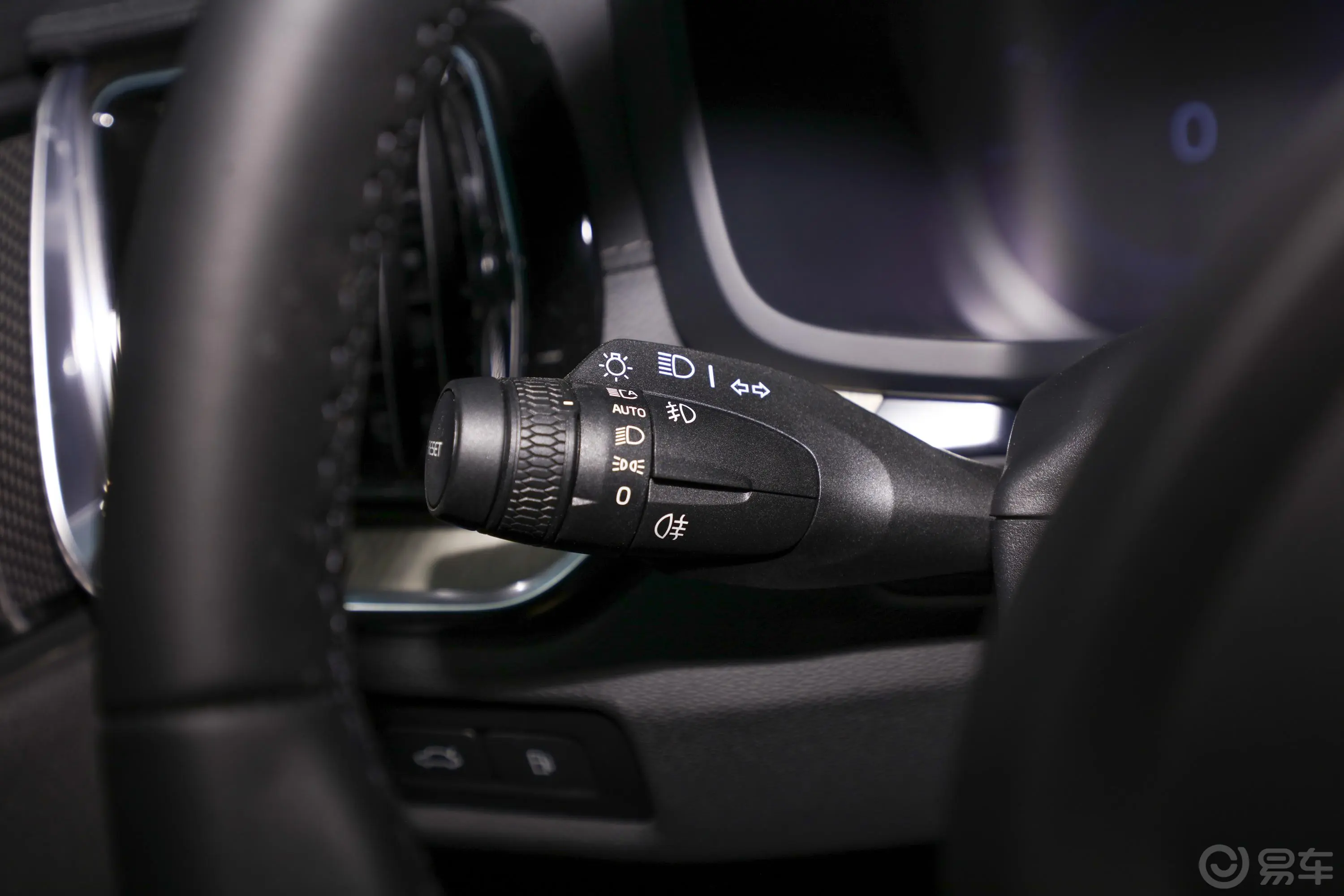 沃尔沃S60新能源T8 四驱智雅运动版灯光控制区