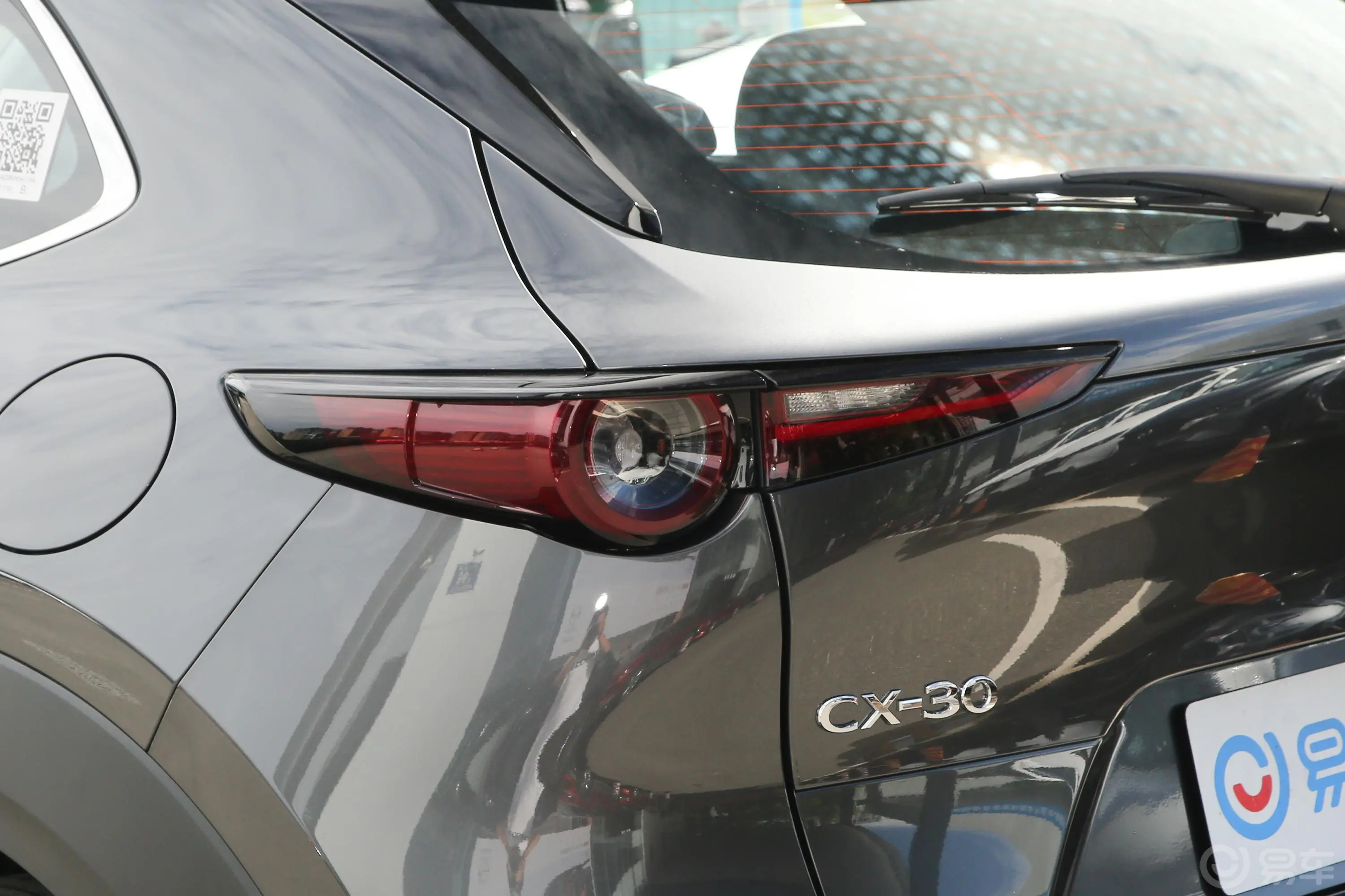 马自达CX-302.0L 自动质悦型尾灯侧45度俯拍