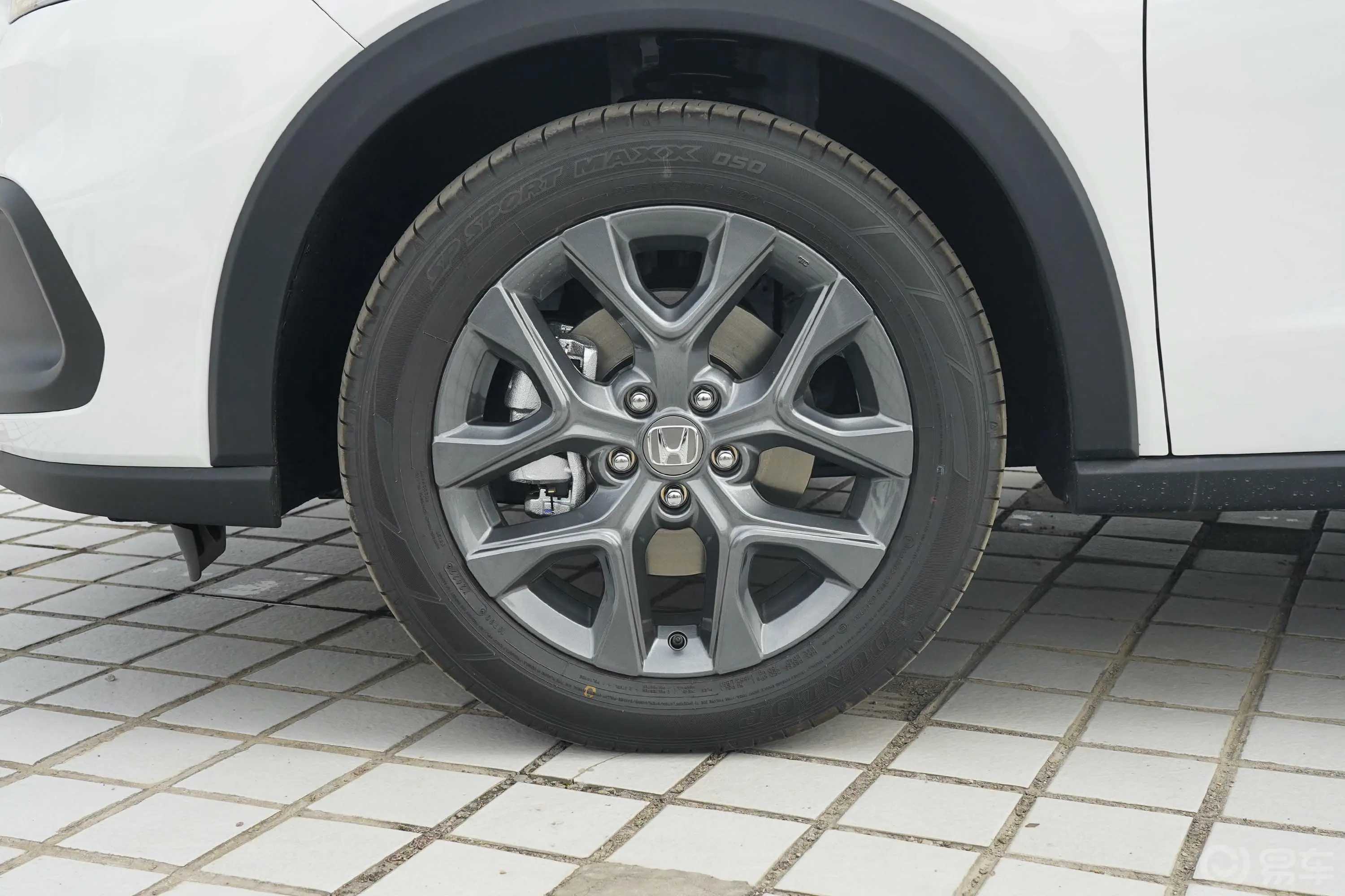 ZR-V 致在1.5T 豪华版前轮毂造型