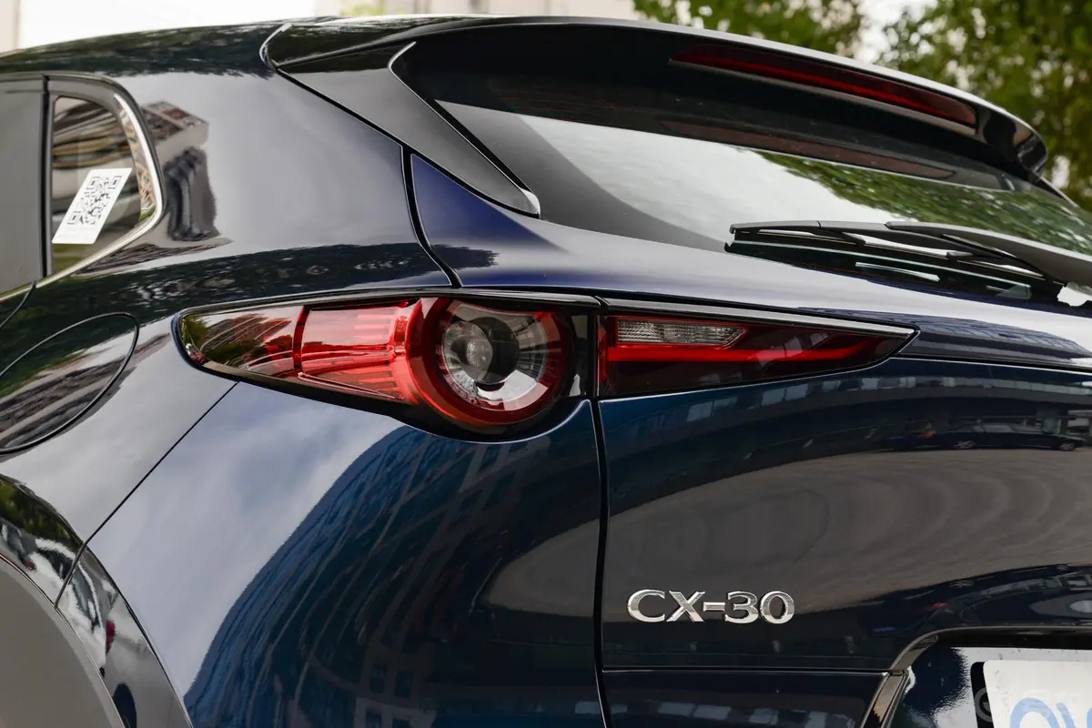 马自达CX-302.0L 自动黑曜雅悦型外观灯组