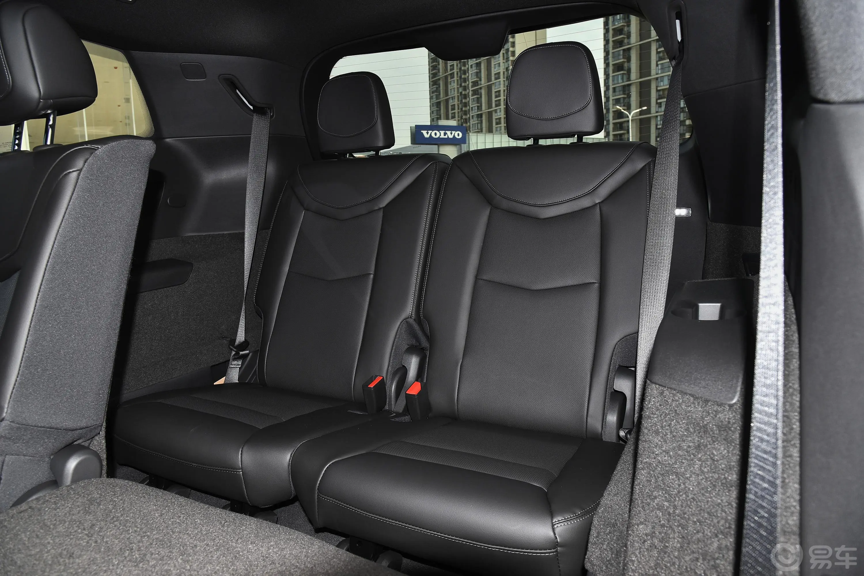 凯迪拉克XT6轻混 120周年纪念版 2.0T 四驱豪华型 7座第三排座椅