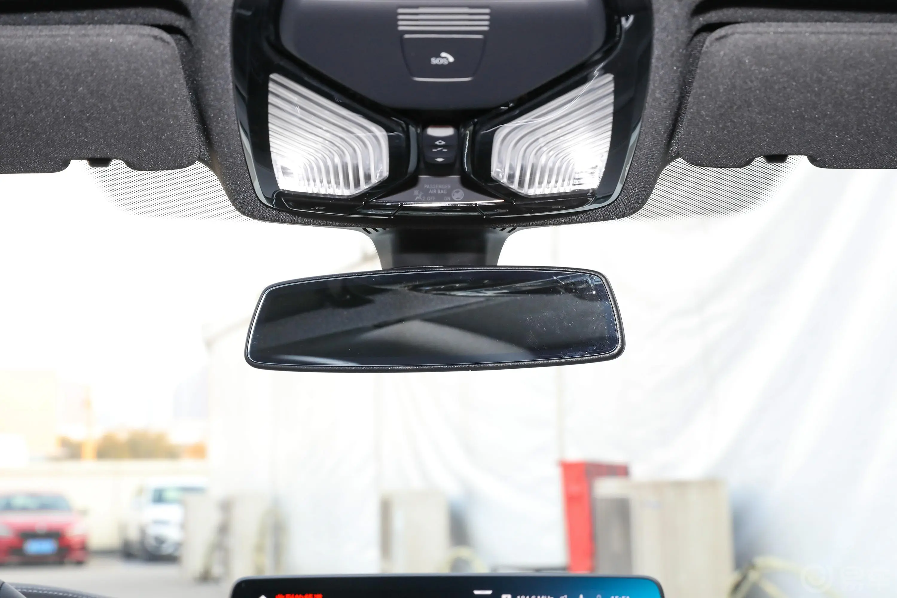 宝马5系改款二 530Li xDrive M运动套装内后视镜