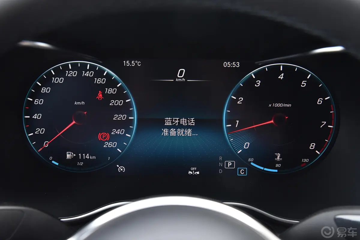 奔驰GLC轿跑GLC 260 4MATIC 轿跑SUV主驾驶位