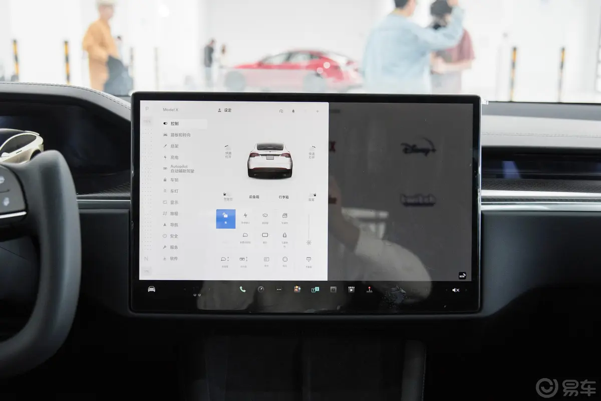 Model X664km Plaid版 三电机全轮驱动车机