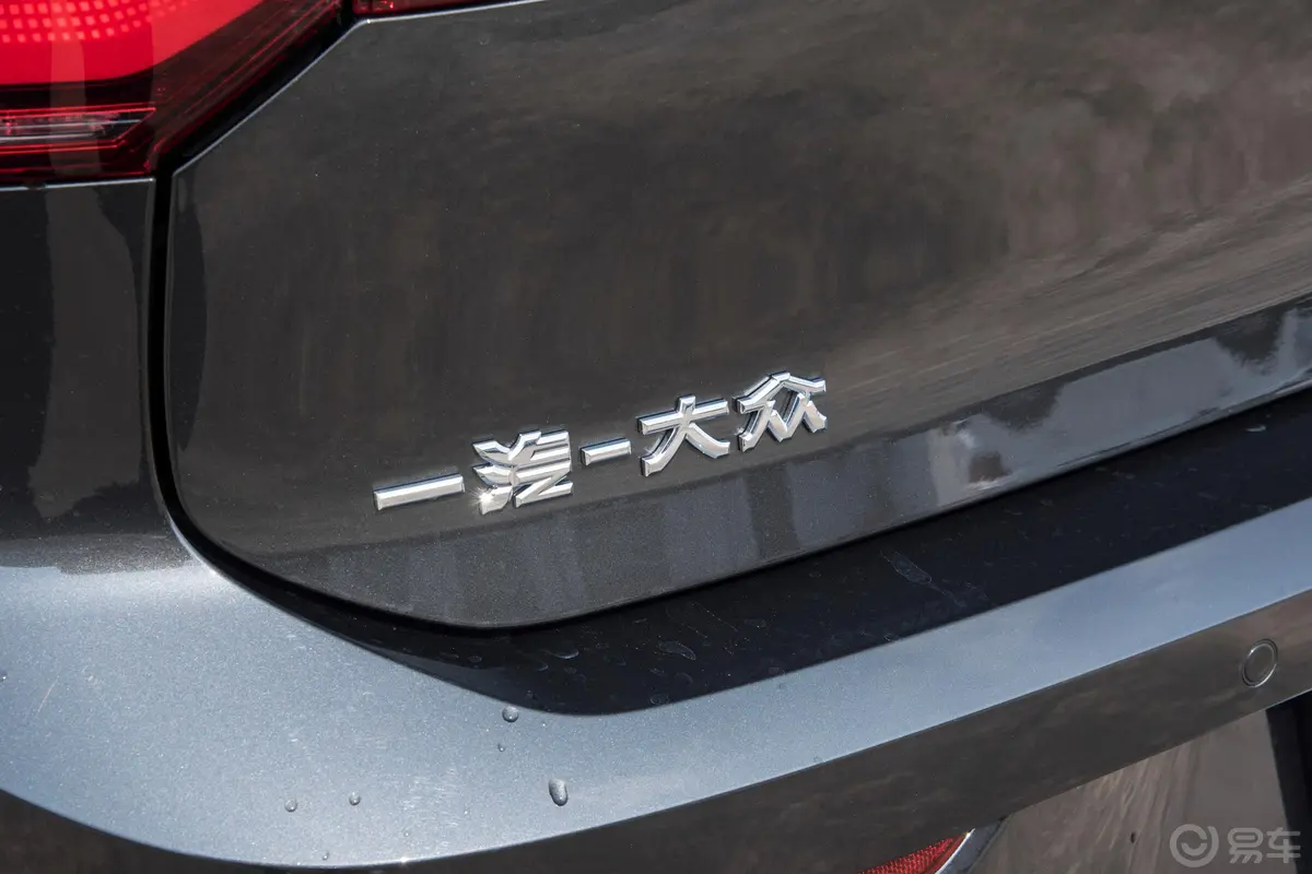 高尔夫380TSI GTI外观细节