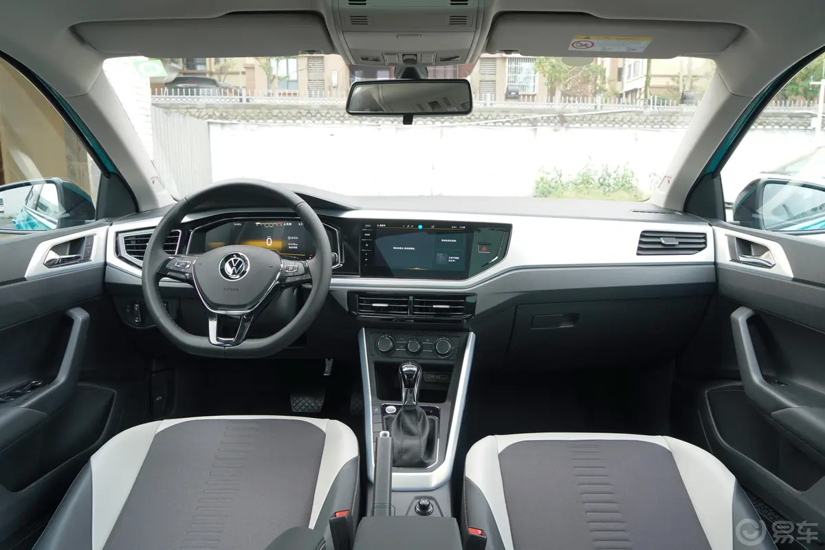PoloPlus 1.5L 自动潮酷智尊版内饰全景副驾驶员方向