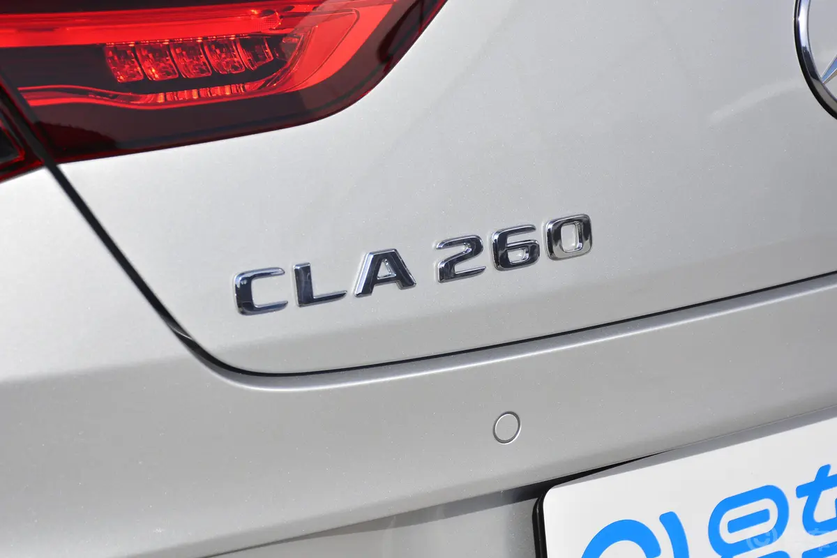 奔驰CLA级CLA 260 4MATIC 五门猎跑车外观细节