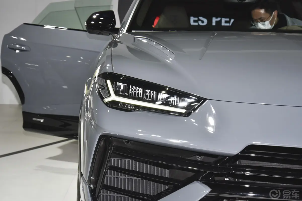 Urus4.0T V8 S