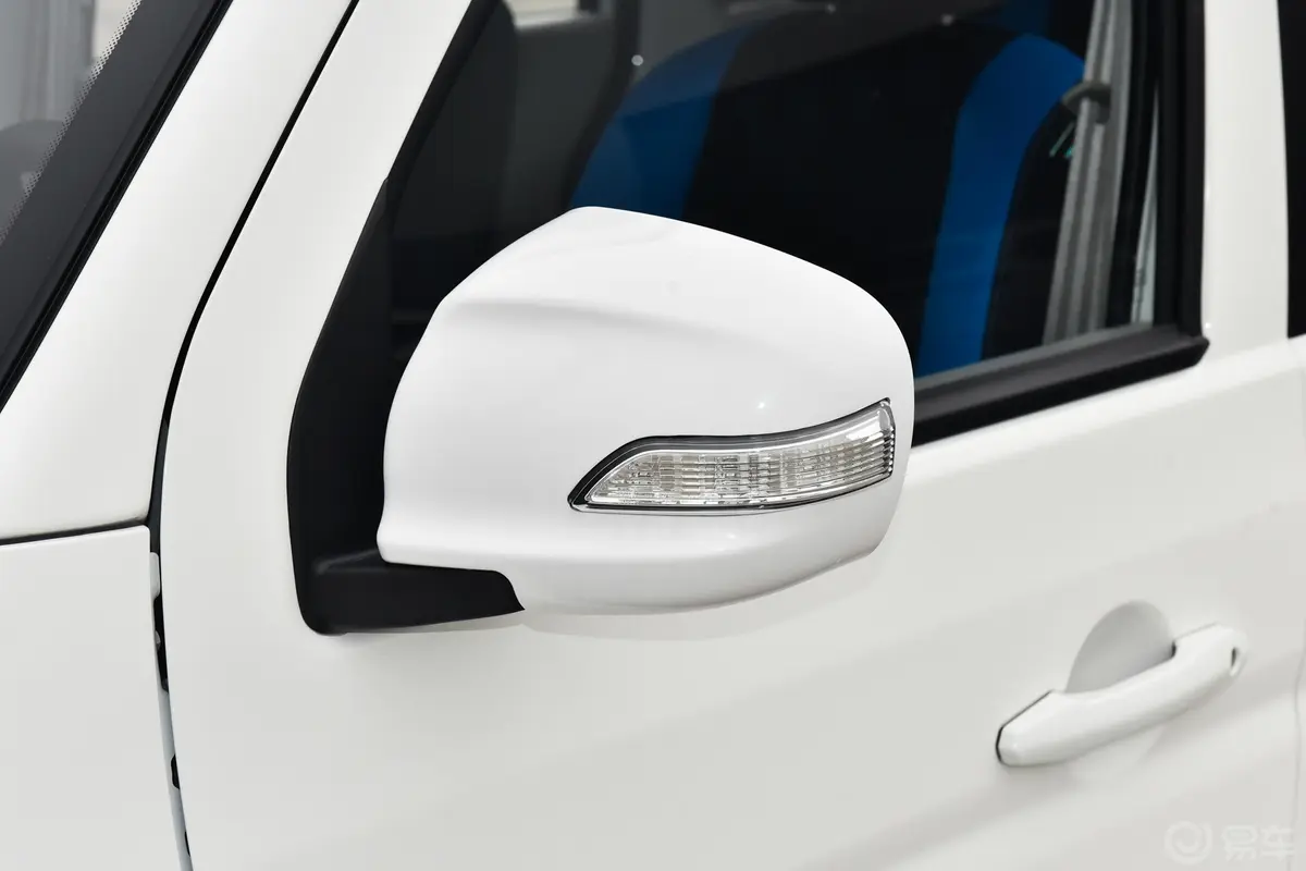 金杯新能源新海狮EV305km 舒适型主驾驶后视镜背面