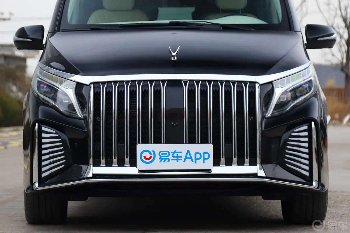 盛唐北铃V-Class2.0T 瀚苑 7座外观细节