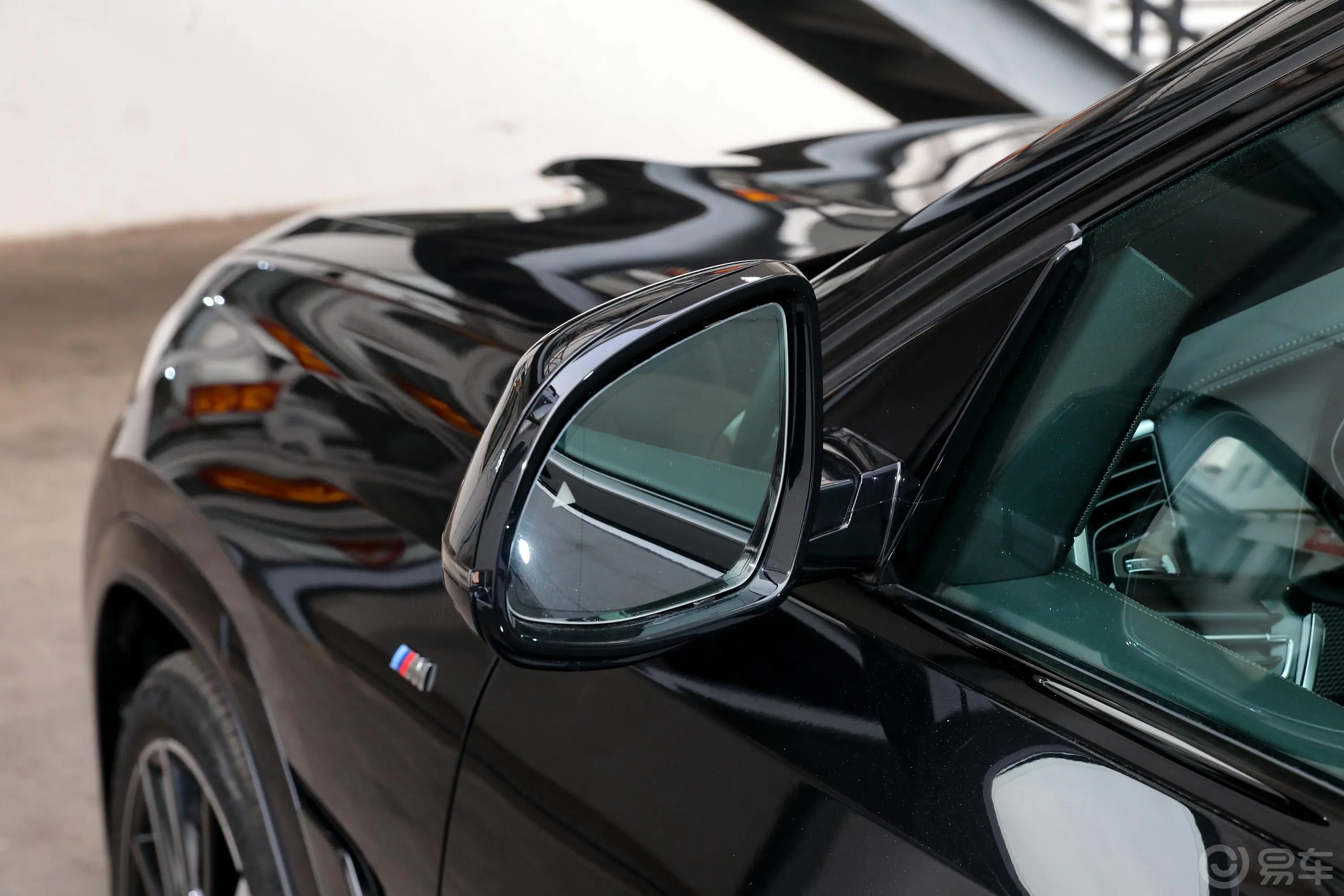 宝马X6xDrive40i 尊享型 M运动套装后视镜镜面