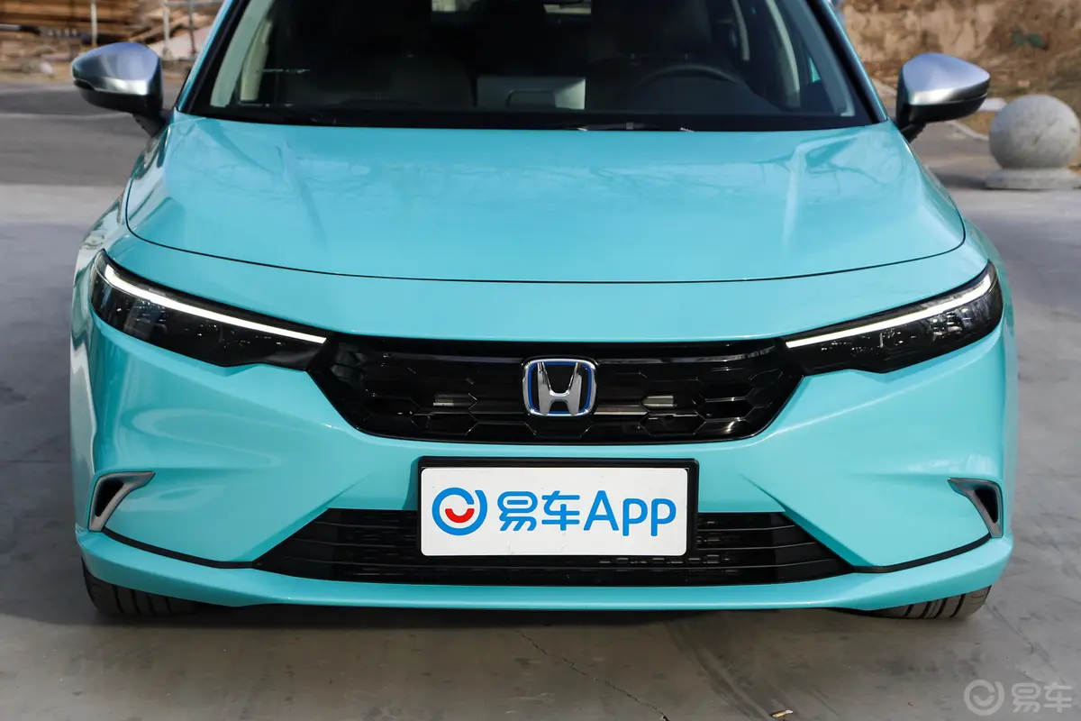 型格HATCHBACK e:HEV 2.0L 锐·豪华版外观细节