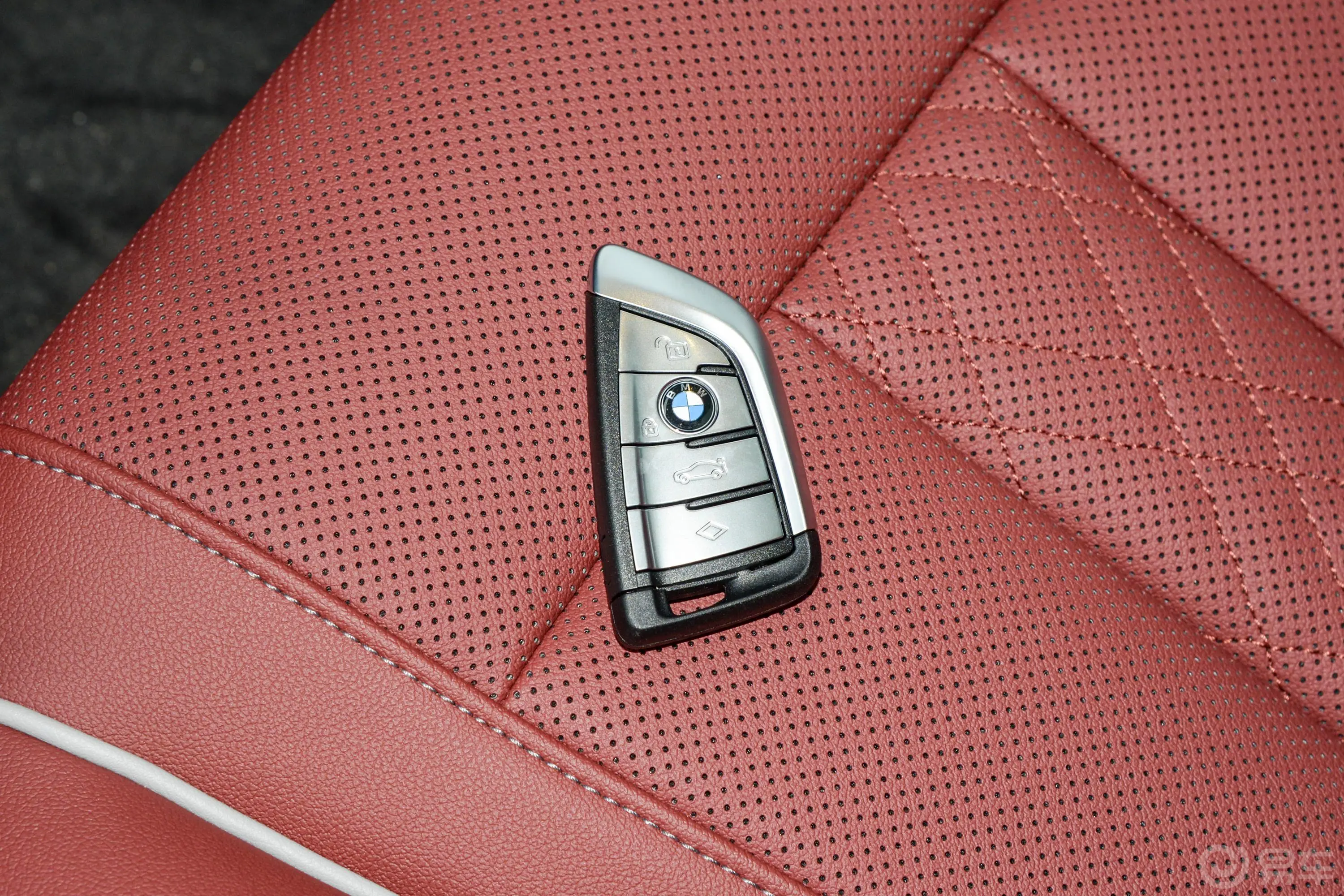 宝马5系530Li xDrive M运动套装钥匙正面