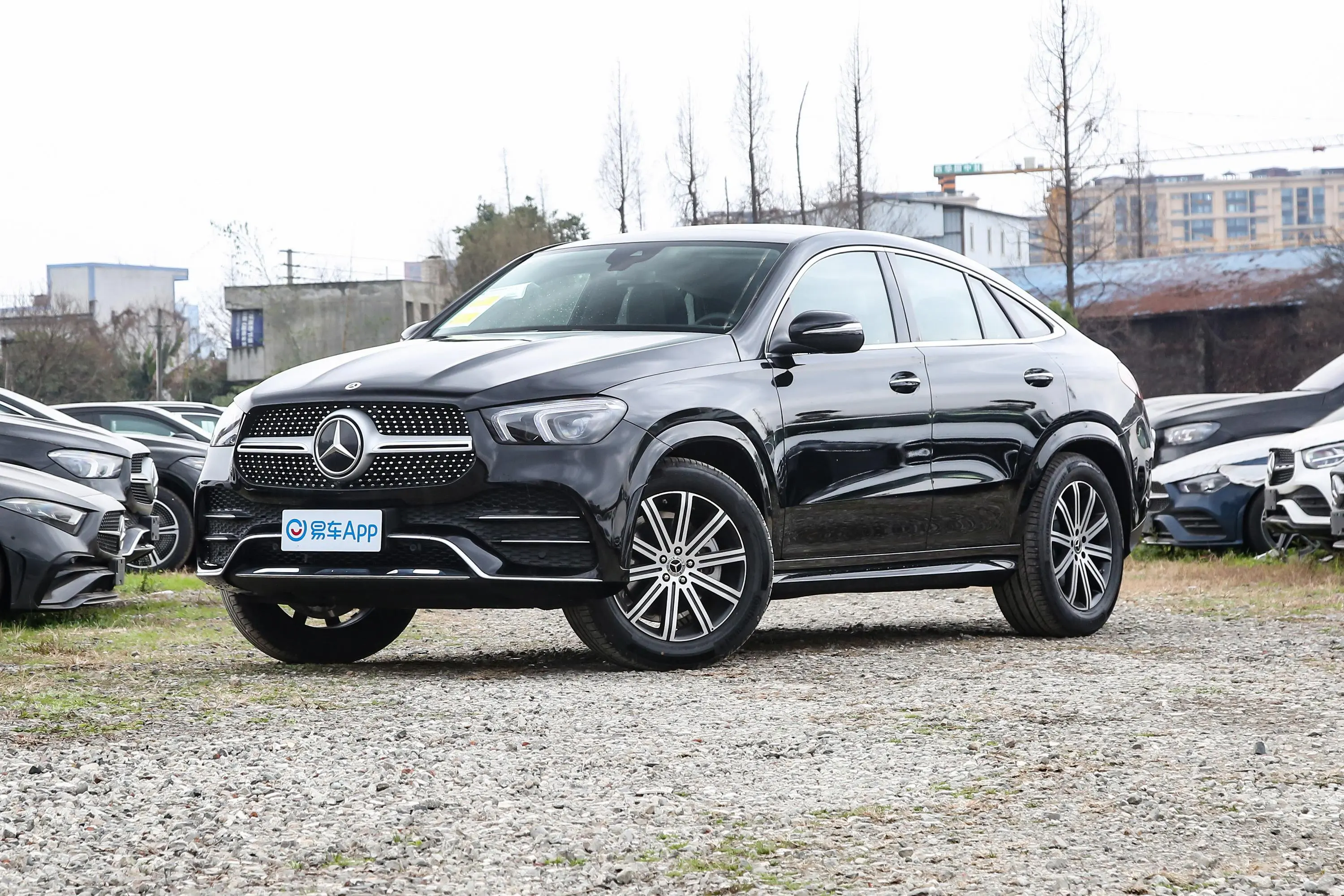 奔驰GLE轿跑GLE 350 4MATIC 轿跑SUV 时尚型侧前45度车头向左水平