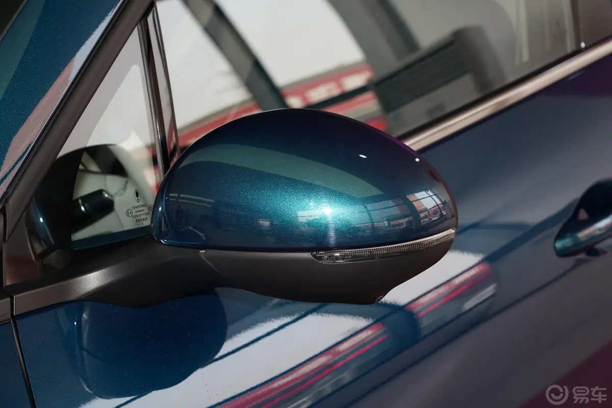 欧拉好猫401km 豪华型 三元锂主驾驶后视镜背面